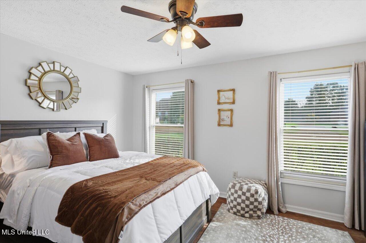 413 Olympic Drive Property Photo 20