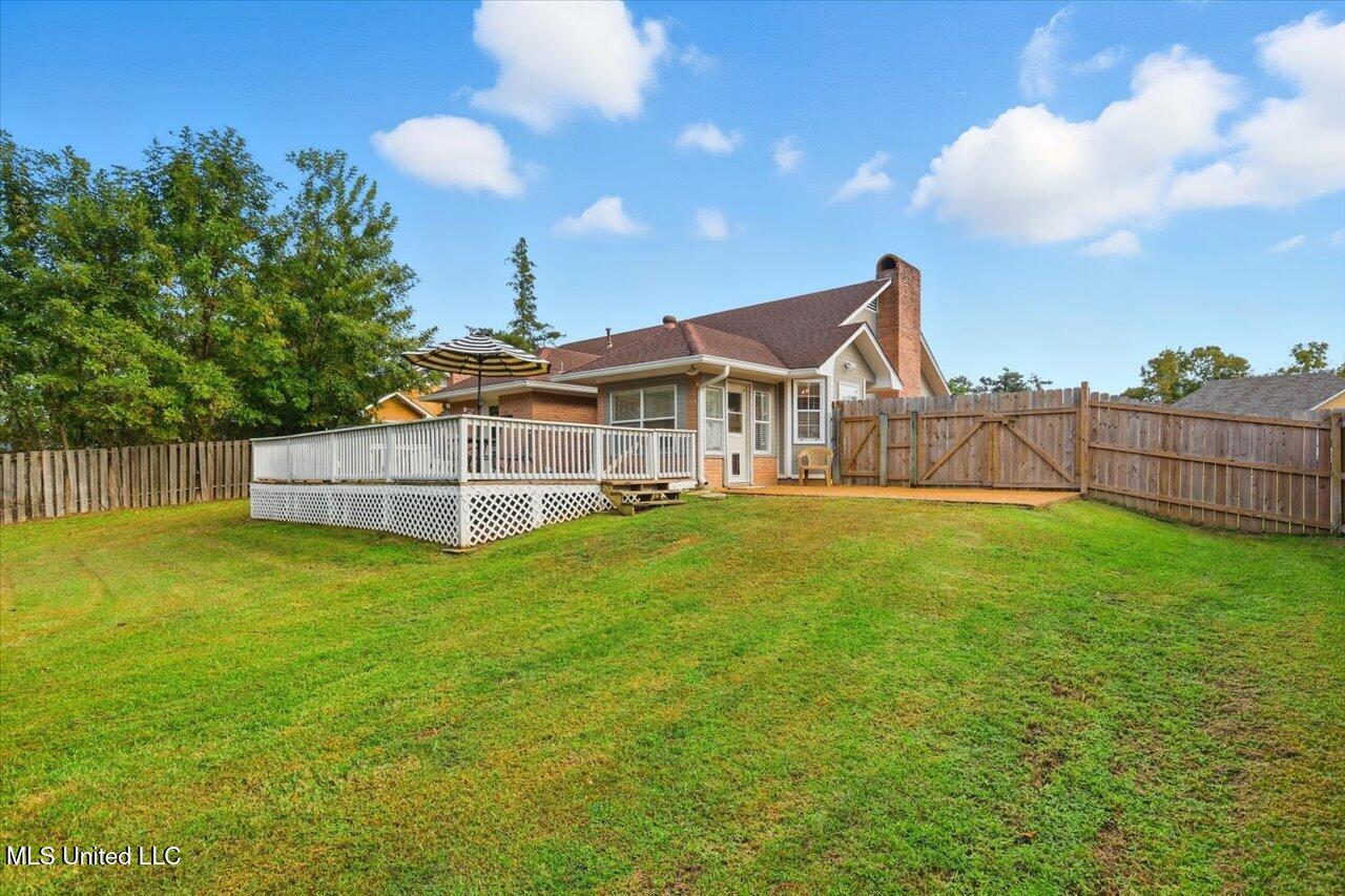 413 Olympic Drive Property Photo 24