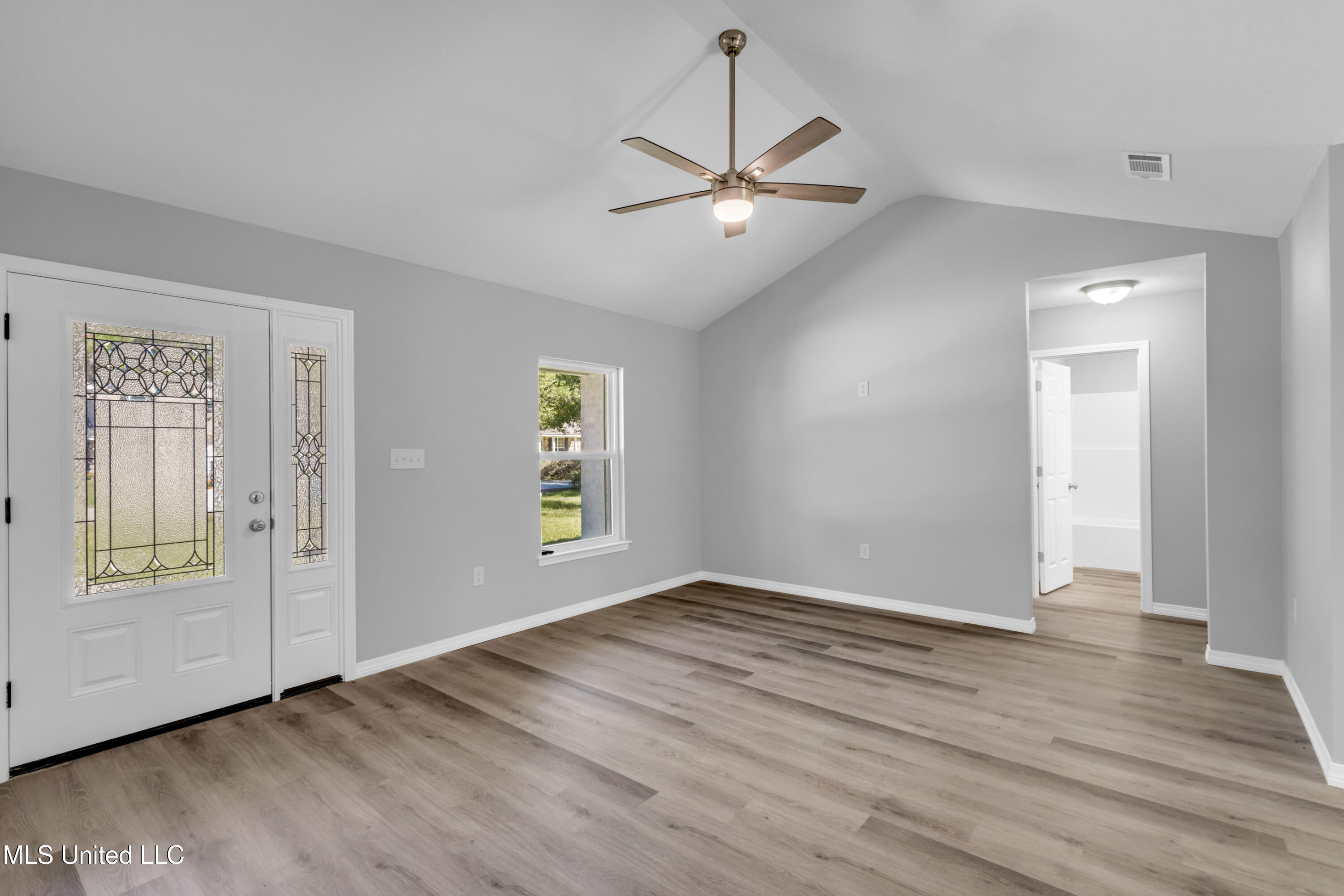 3516 Raintree Drive Property Photo 5