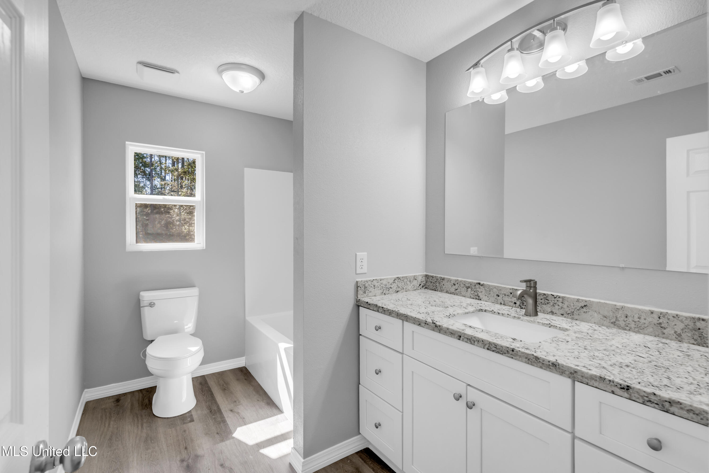 3516 Raintree Drive Property Photo 16