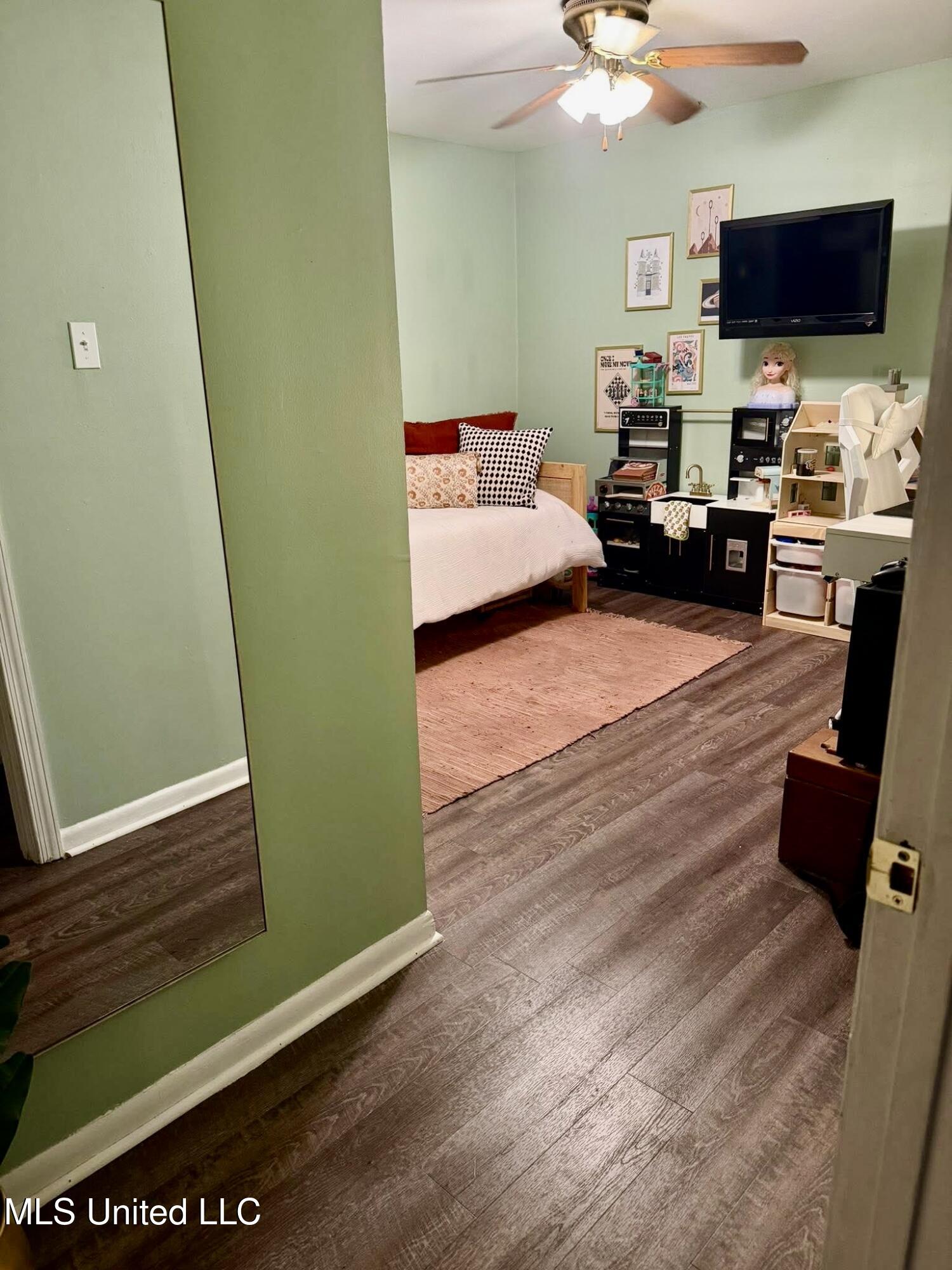 169 Lee Avenue Property Photo 13