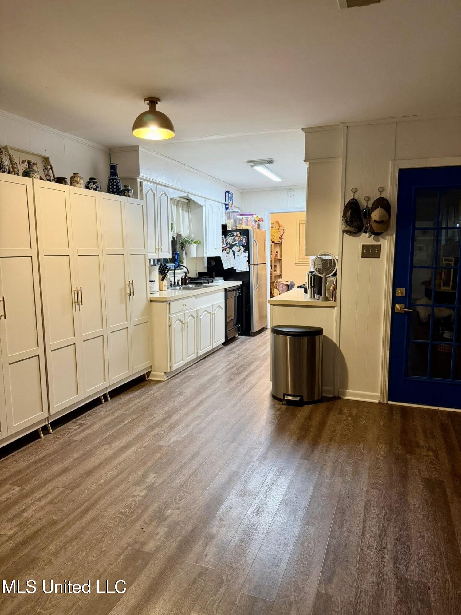 169 Lee Avenue Property Photo 24