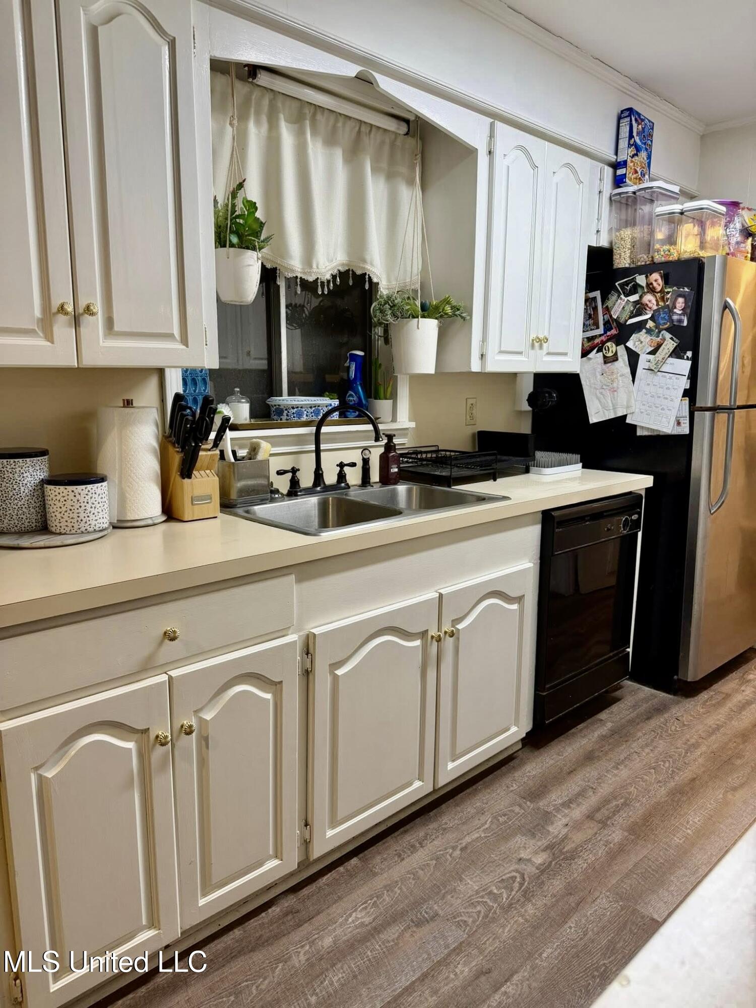 169 Lee Avenue Property Photo 26