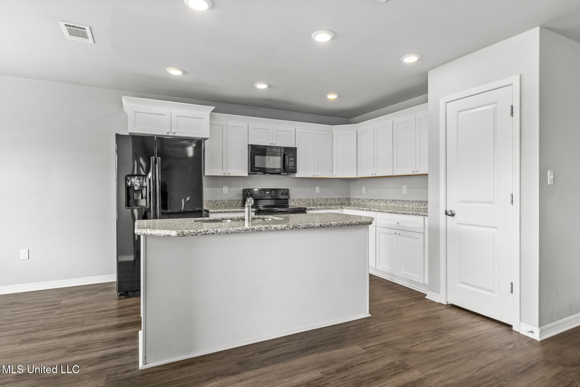 13413 Willow Oak Circle Property Photo 6