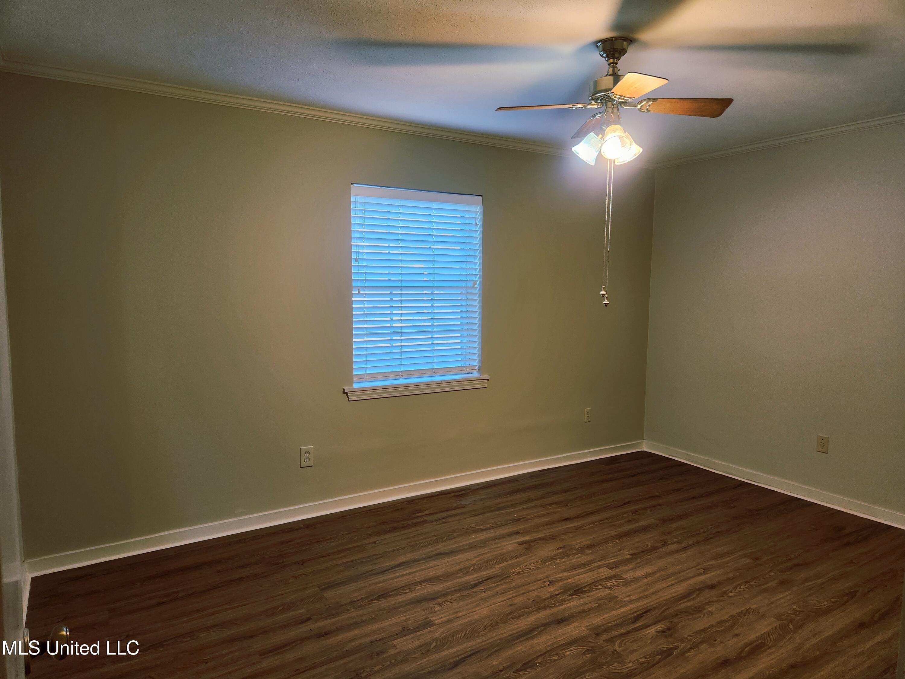 5025 Wayneland Drive Property Photo 14