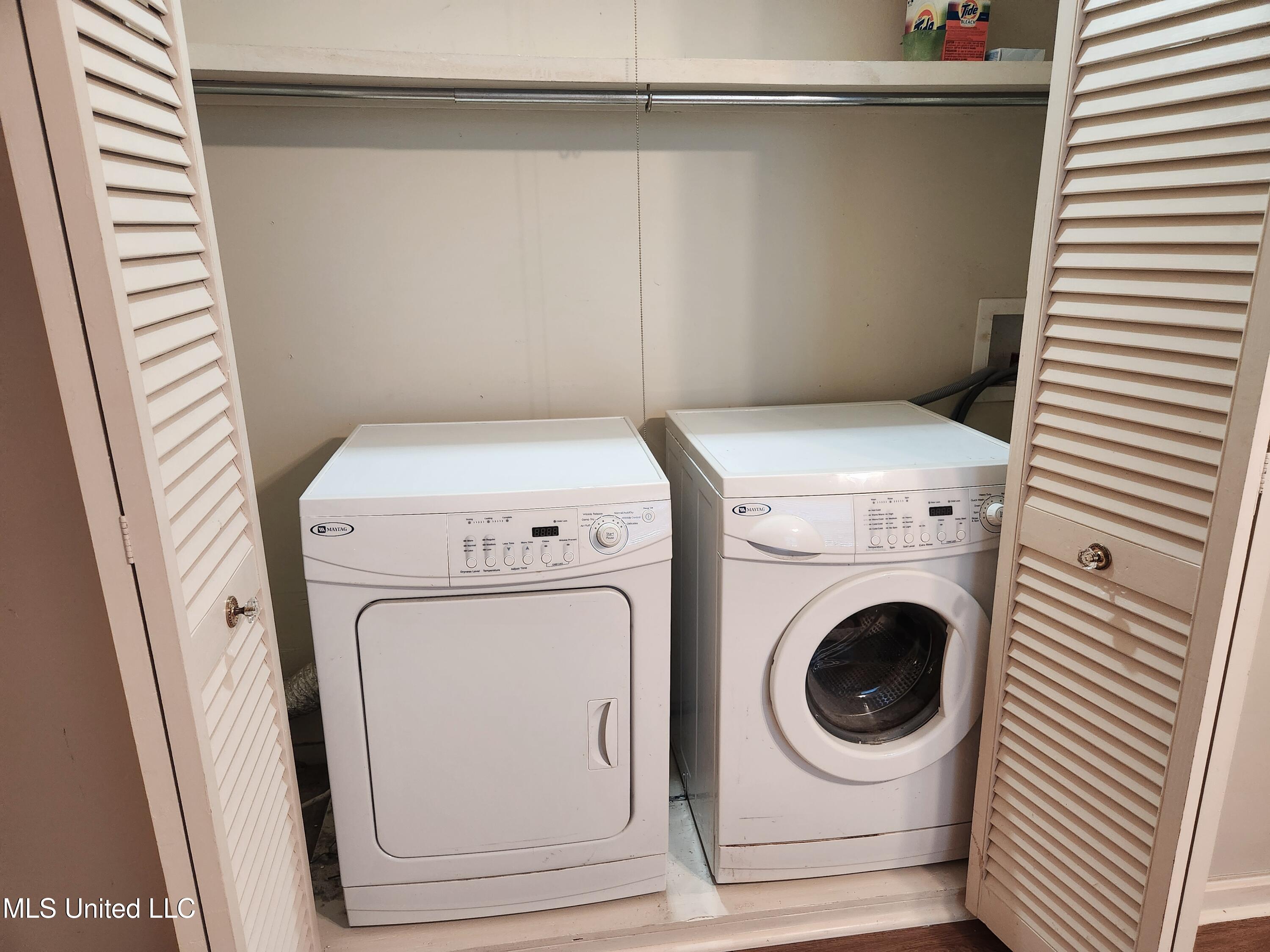 5025 Wayneland Drive Property Photo 17