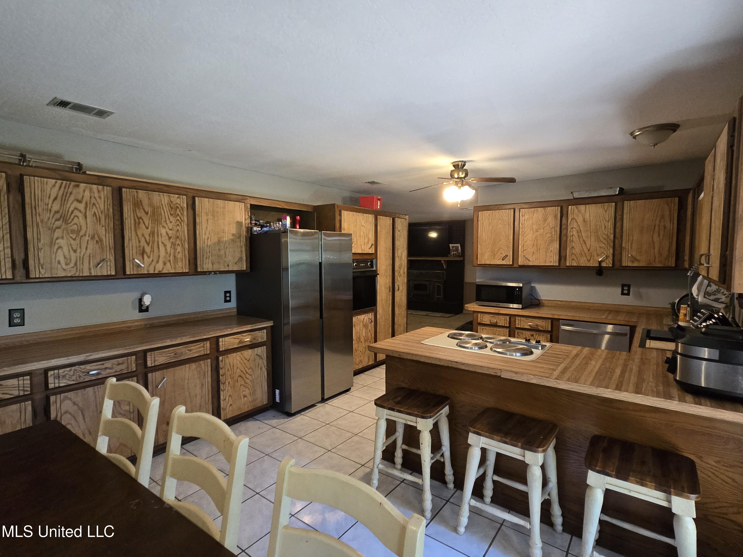 542 Southgate Road Property Photo 13