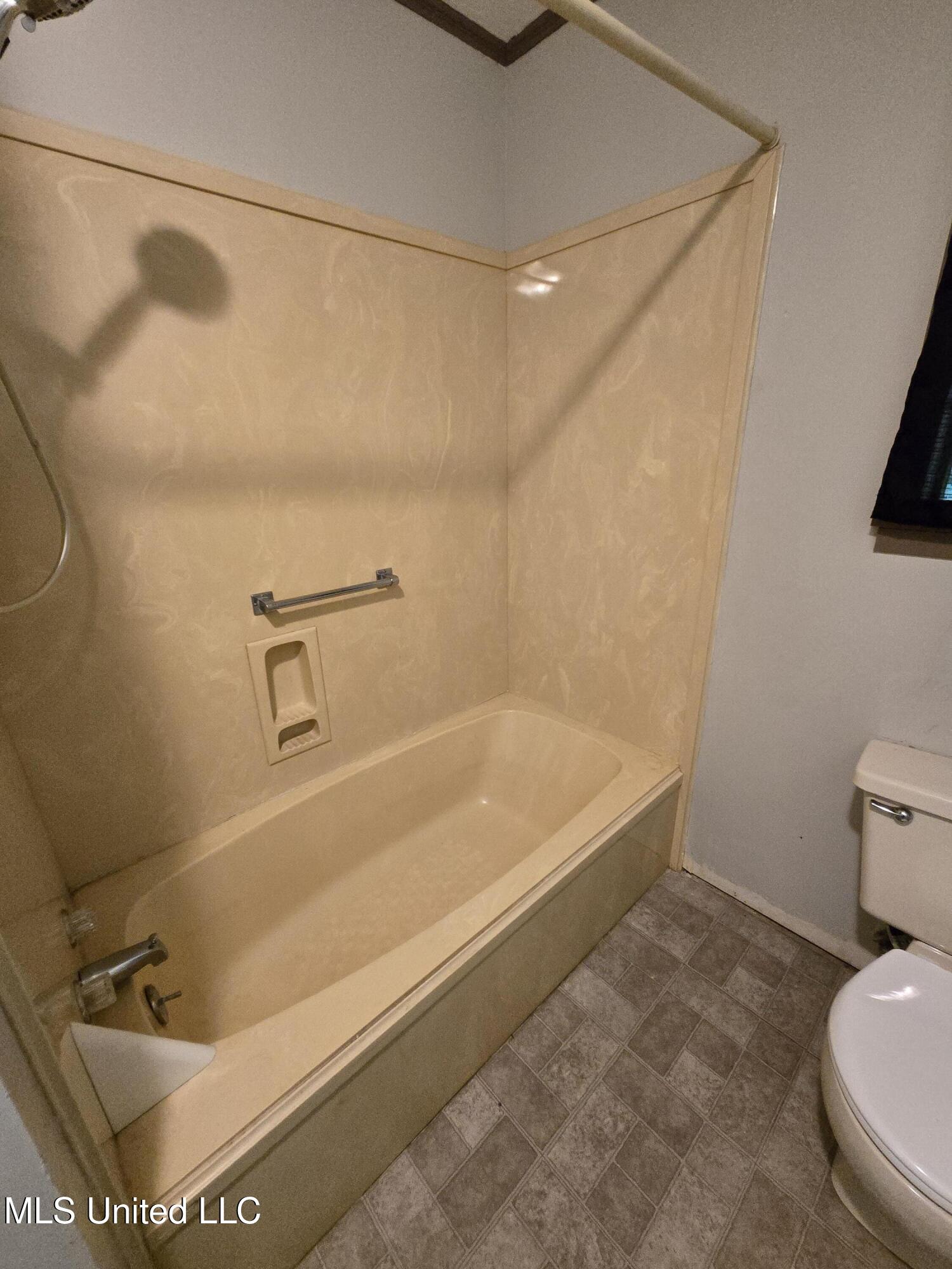 542 Southgate Road Property Photo 19
