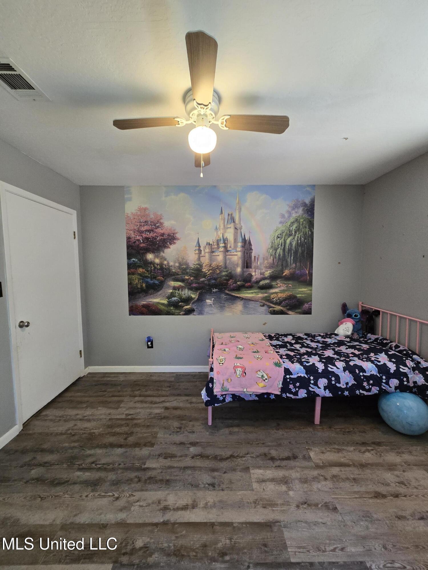 542 Southgate Road Property Photo 23