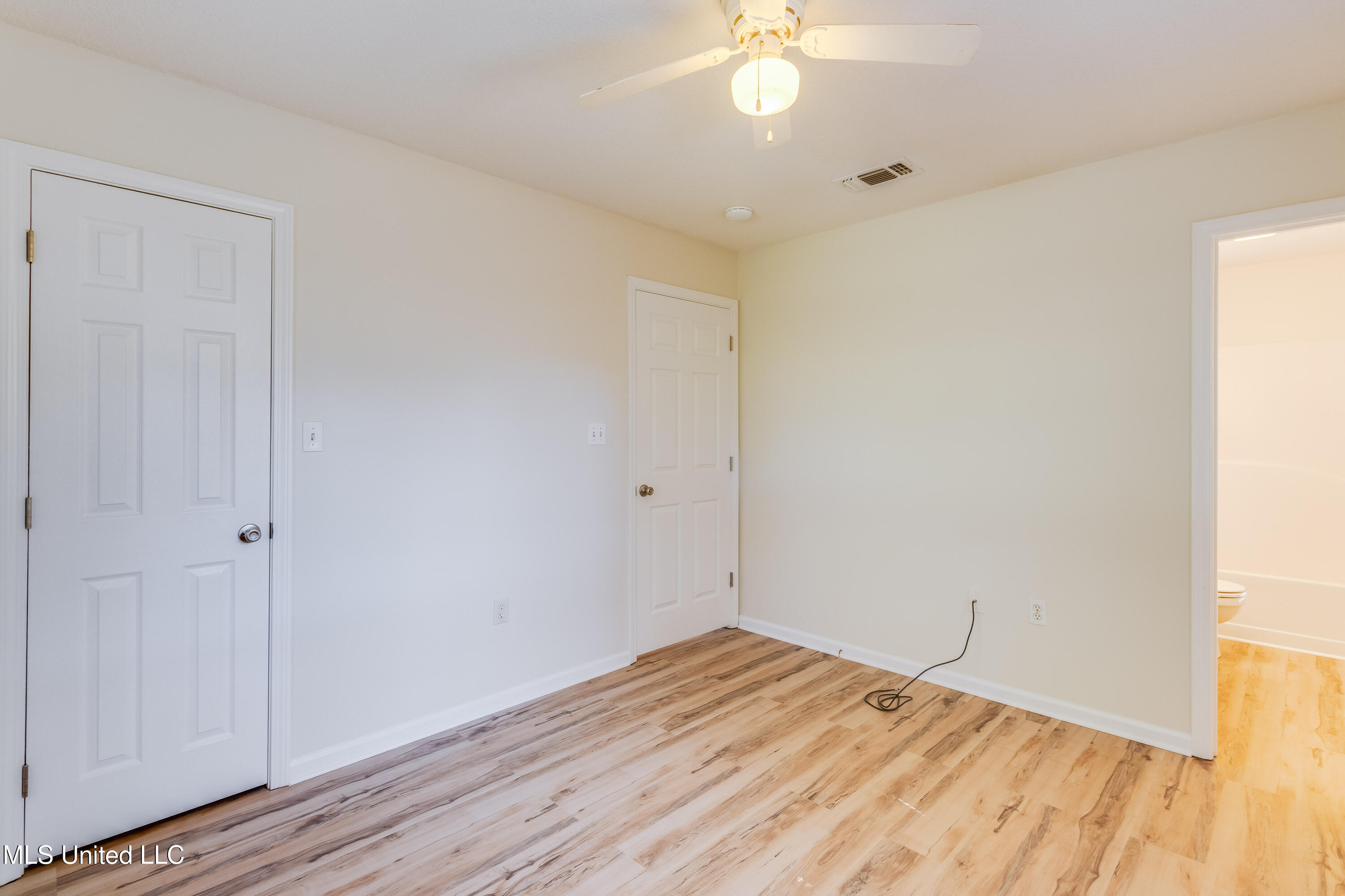 2007 46th Avenue Property Photo 14