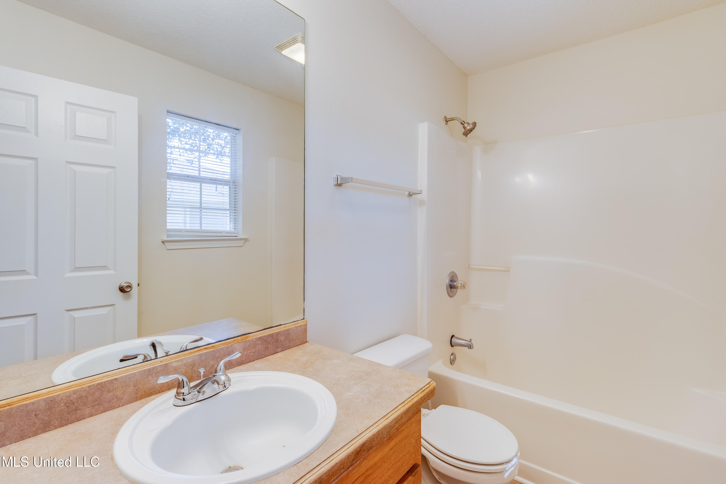 2007 46th Avenue Property Photo 15