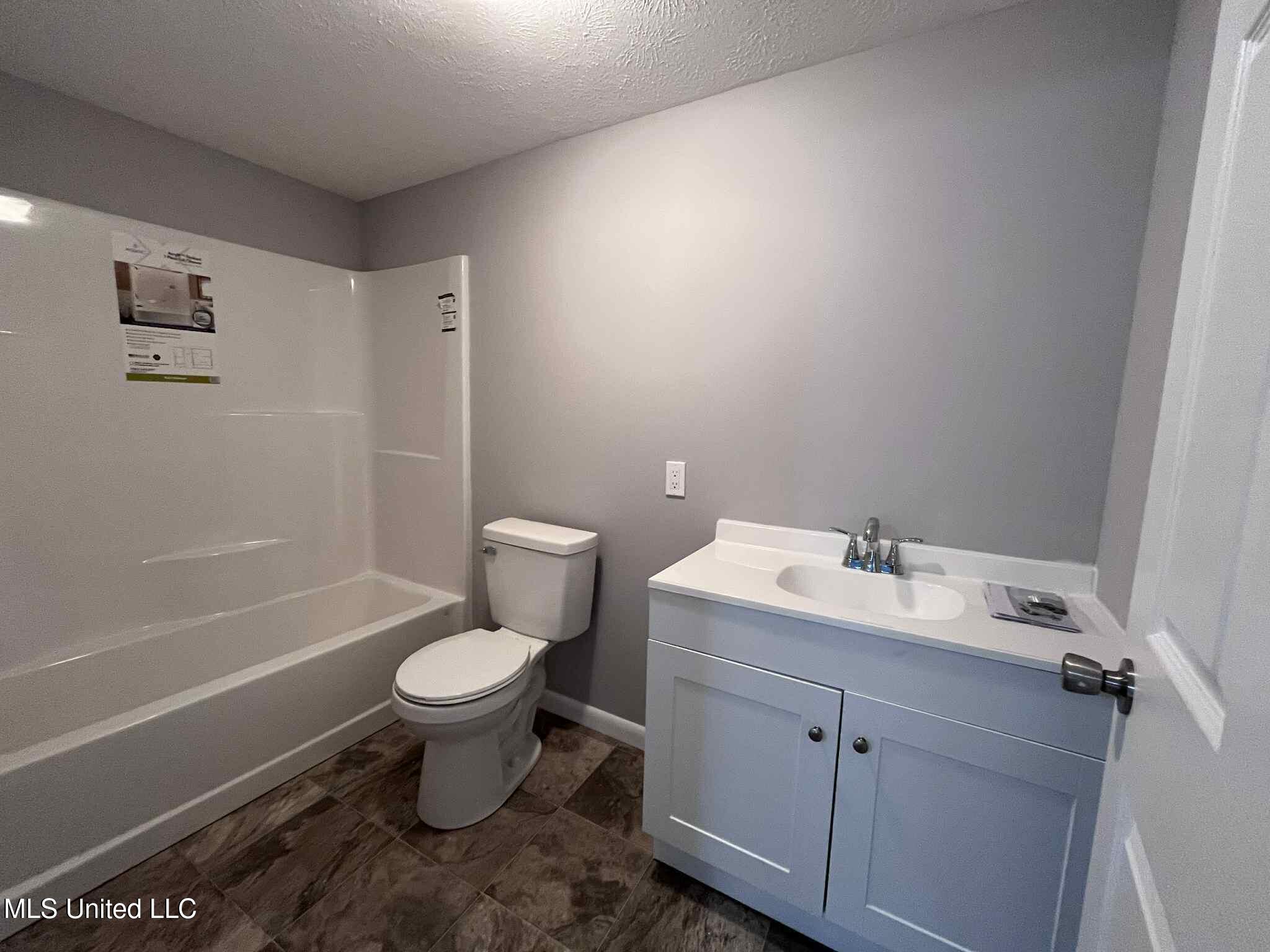 285 N Sullivan Road Property Photo 35