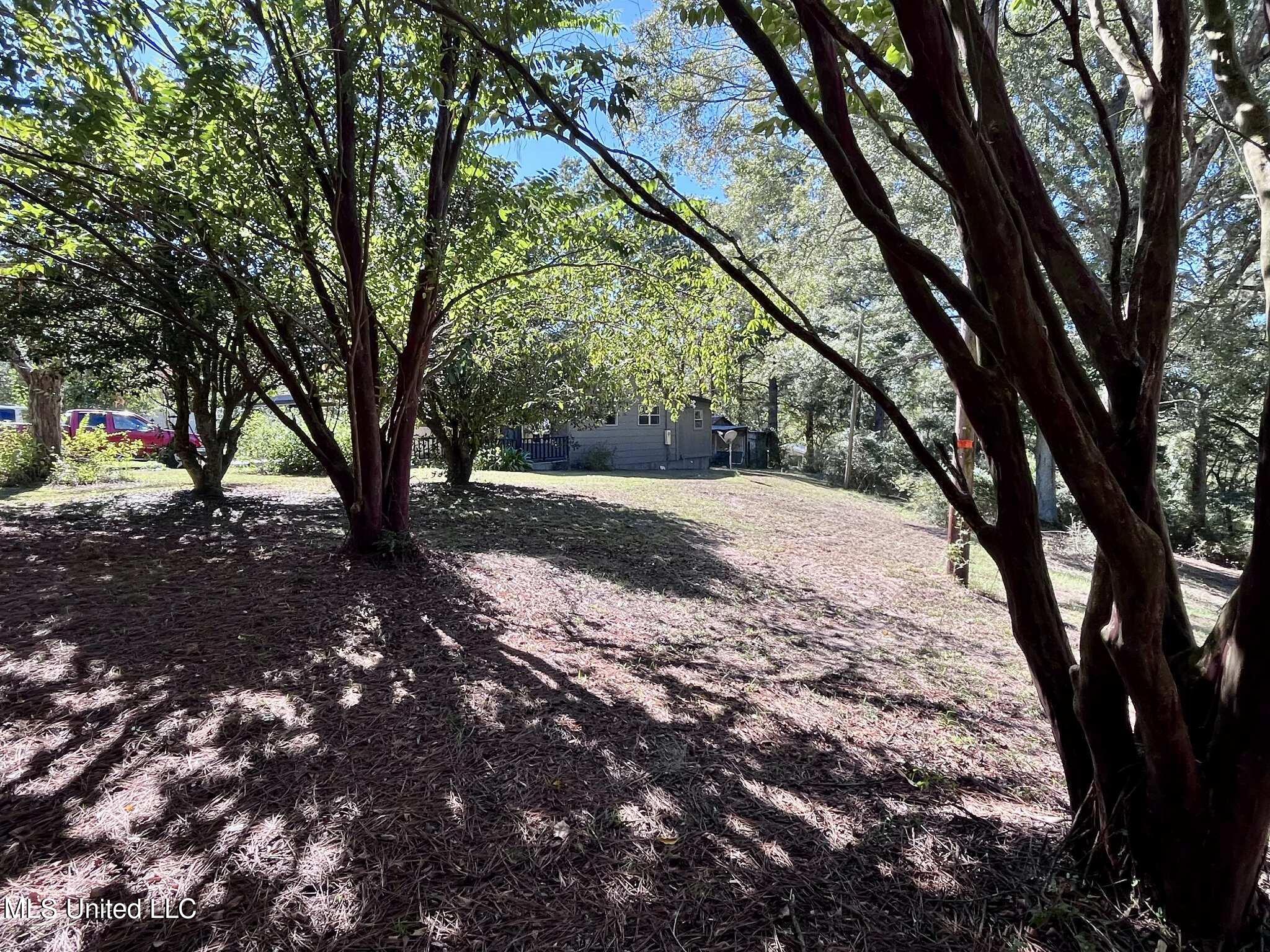 285 N Sullivan Road Property Photo 36