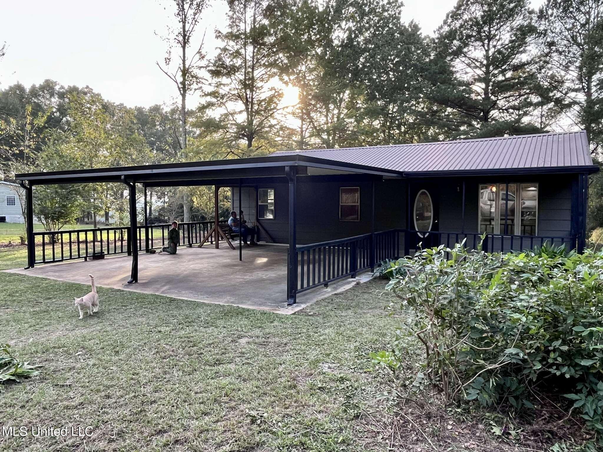 285 N Sullivan Road Property Photo 51