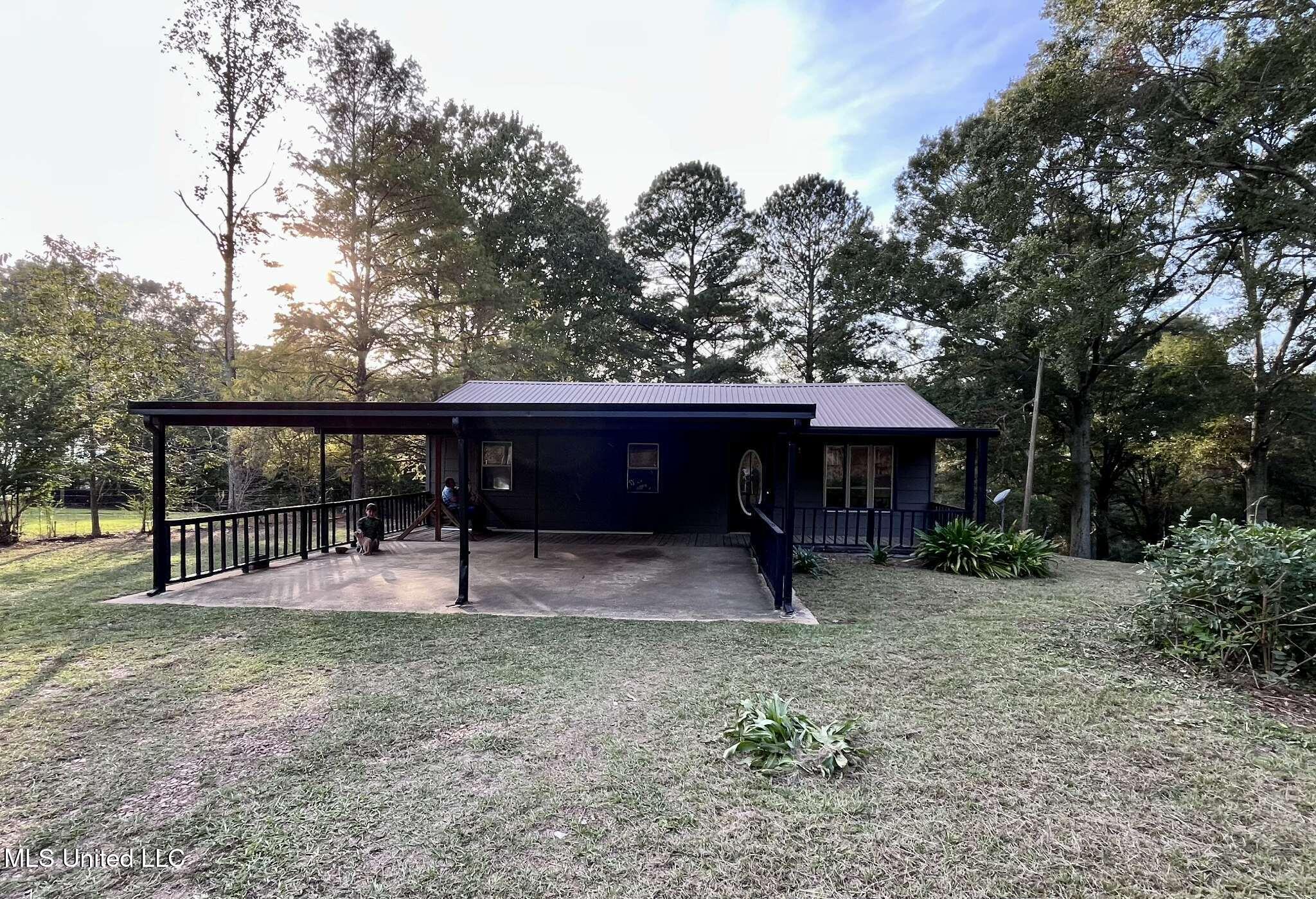 285 N Sullivan Road Property Photo 61