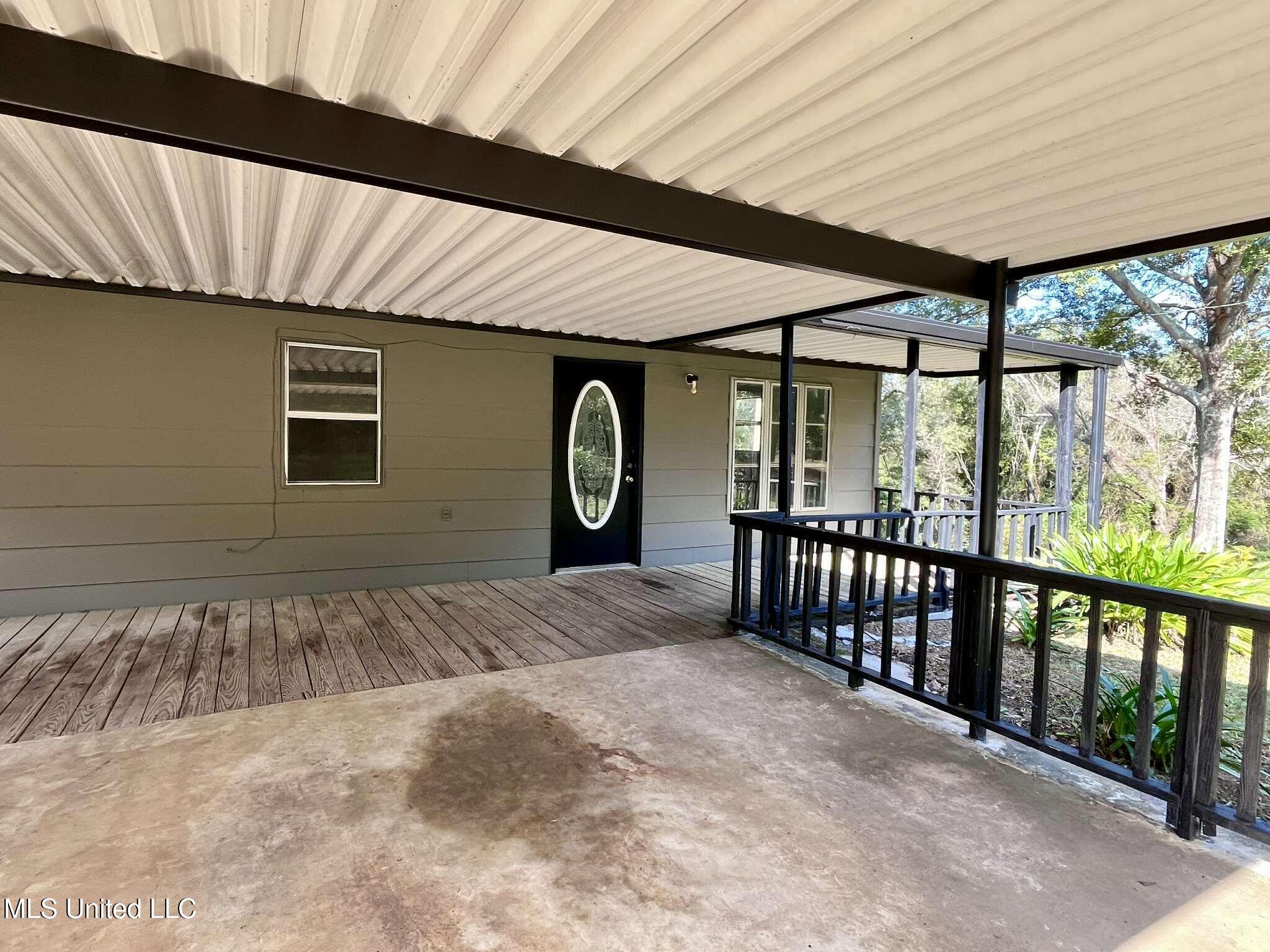 285 N Sullivan Road Property Photo 70