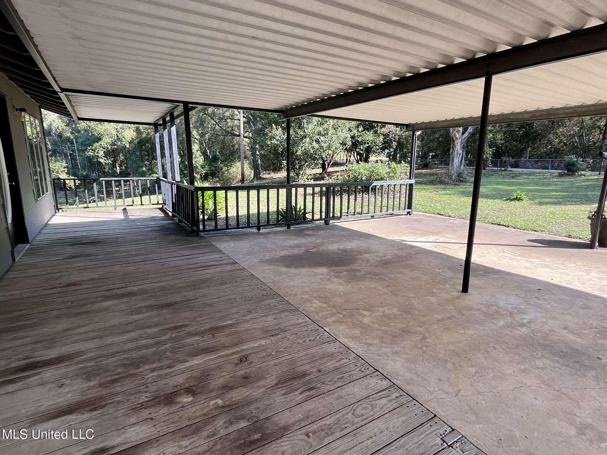 285 N Sullivan Road Property Photo 75