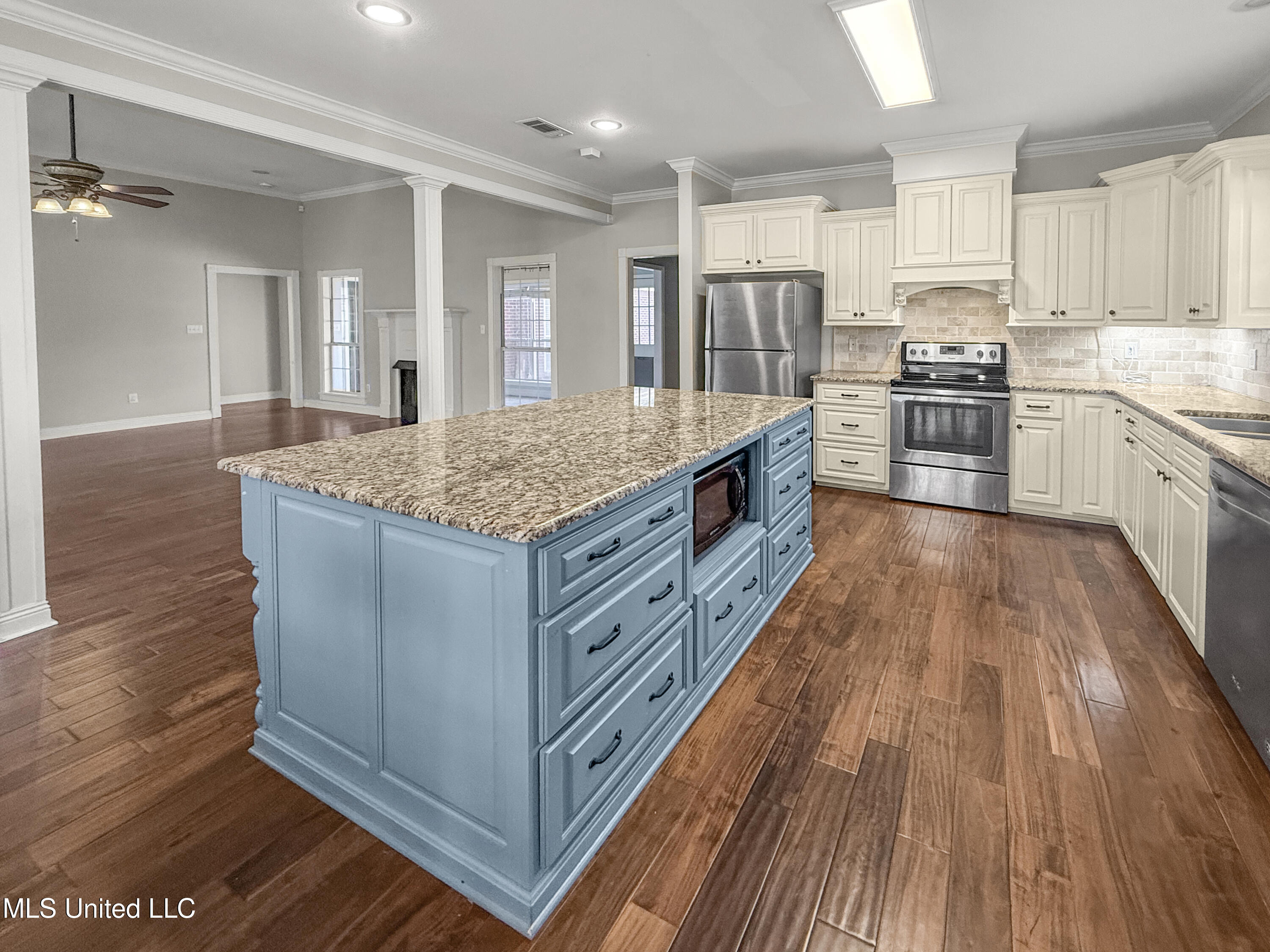 1122 Lakeview Drive Property Photo 40