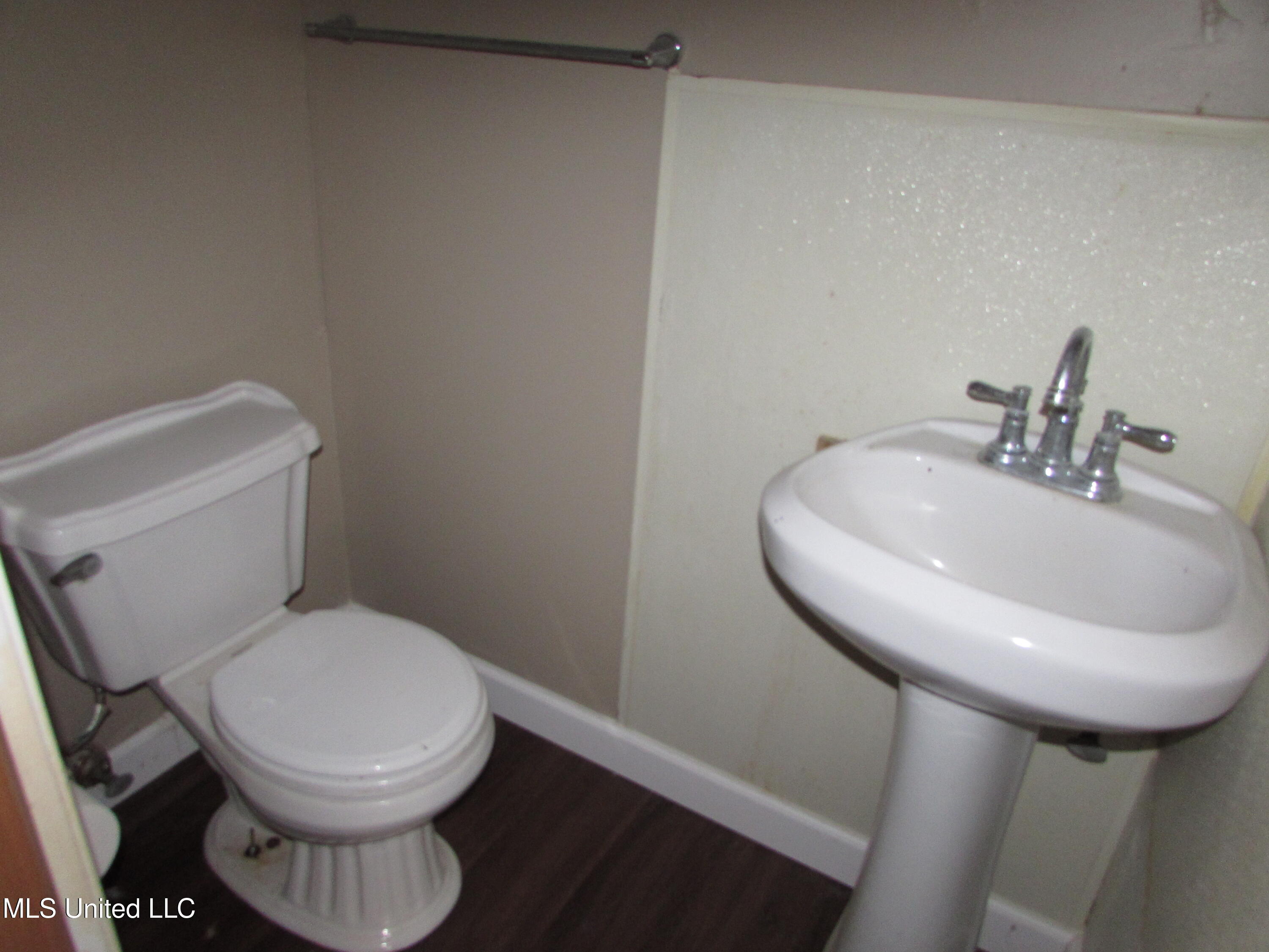 434 Sans Souci Drive Property Photo 4