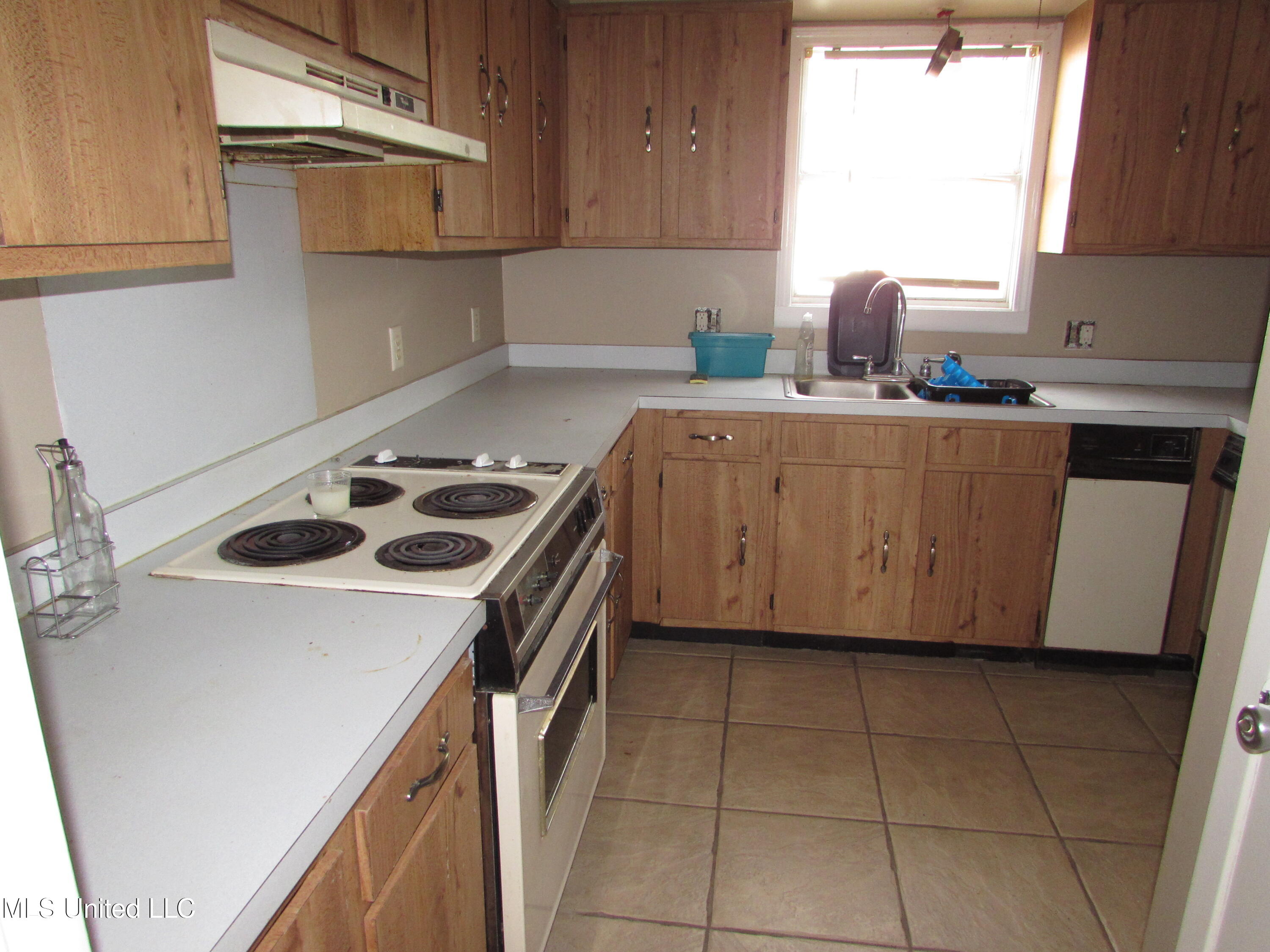 434 Sans Souci Drive Property Photo 8