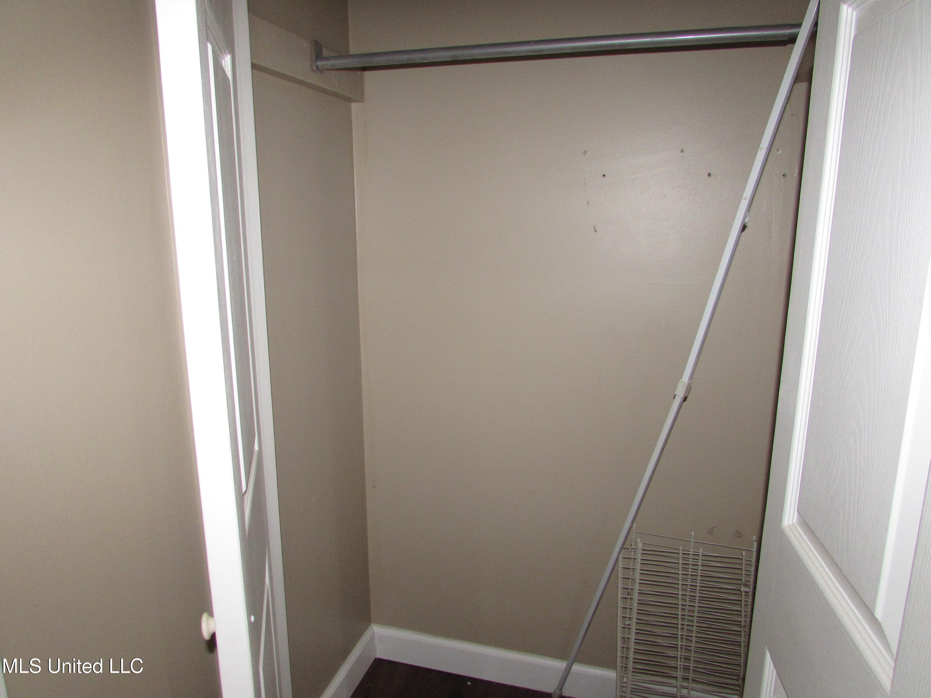 434 Sans Souci Drive Property Photo 14