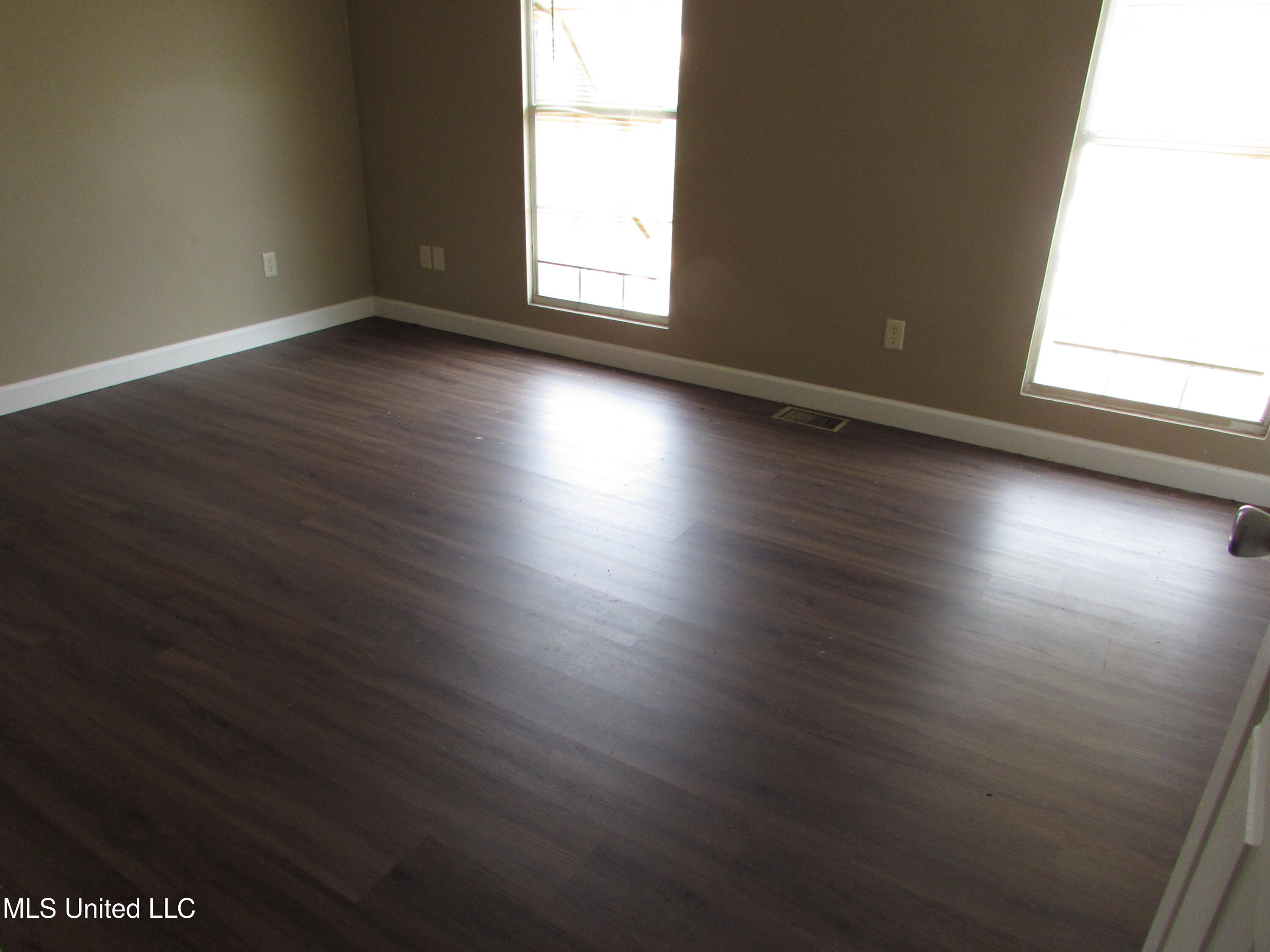 434 Sans Souci Drive Property Photo 16