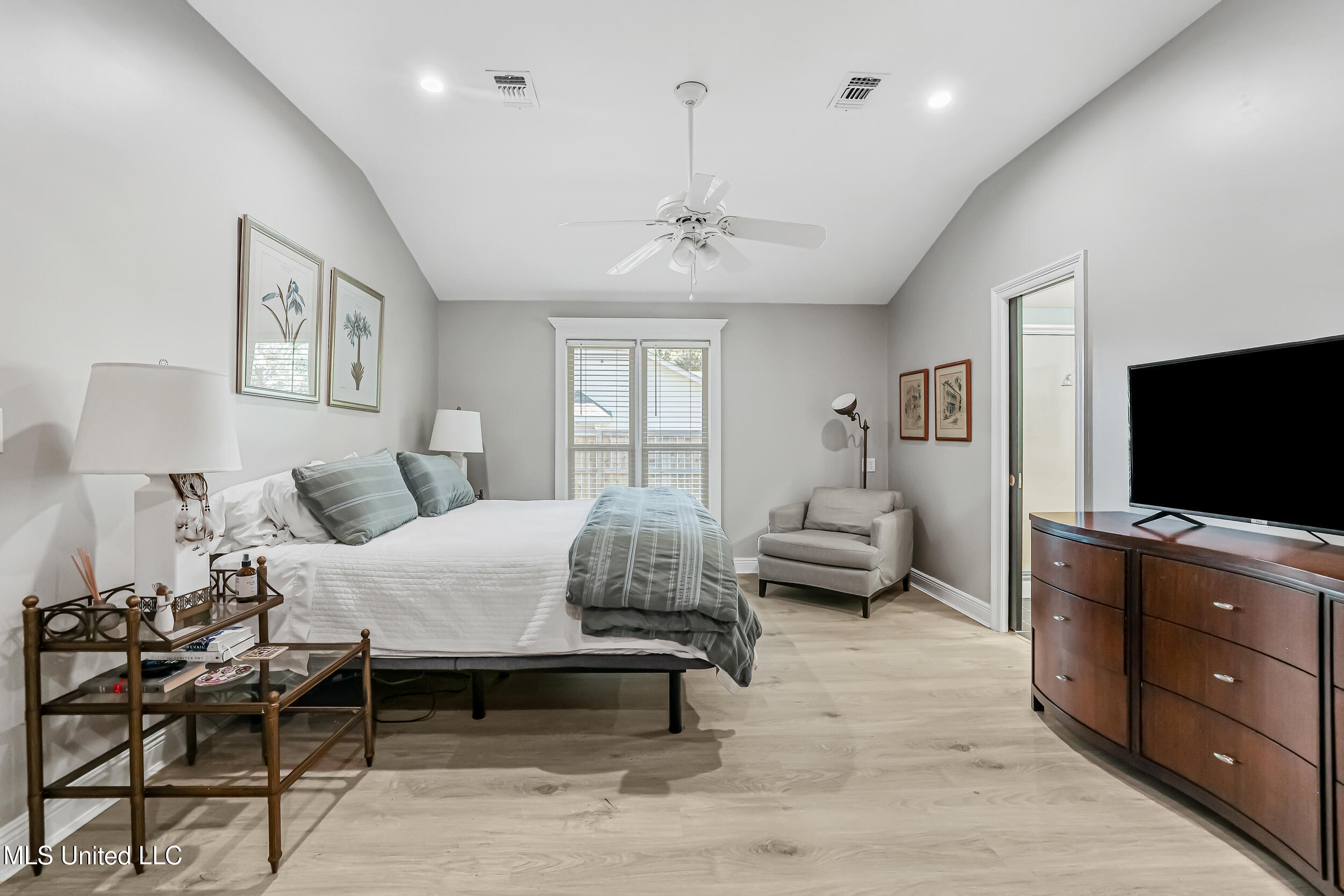 2604 Evergreen Lane Property Photo 20