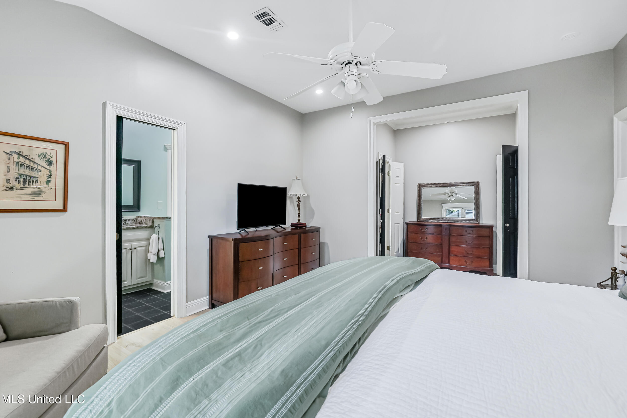 2604 Evergreen Lane Property Photo 21