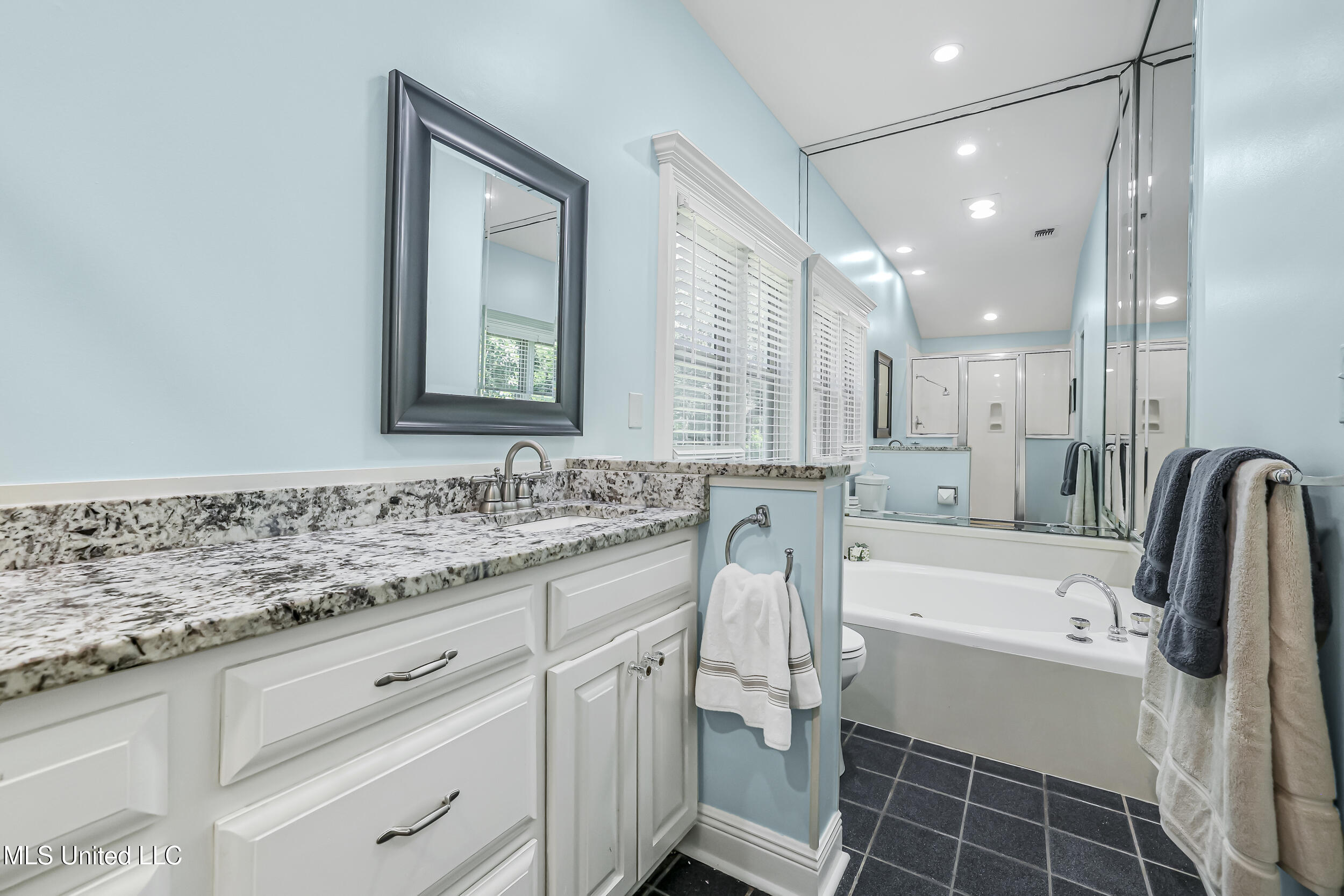 2604 Evergreen Lane Property Photo 26