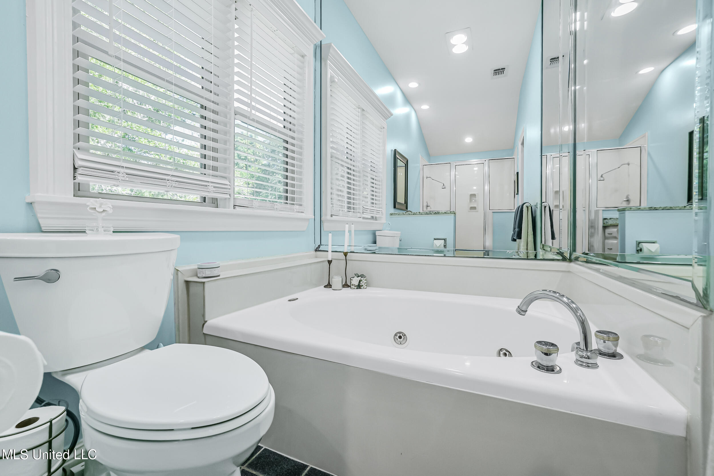 2604 Evergreen Lane Property Photo 27