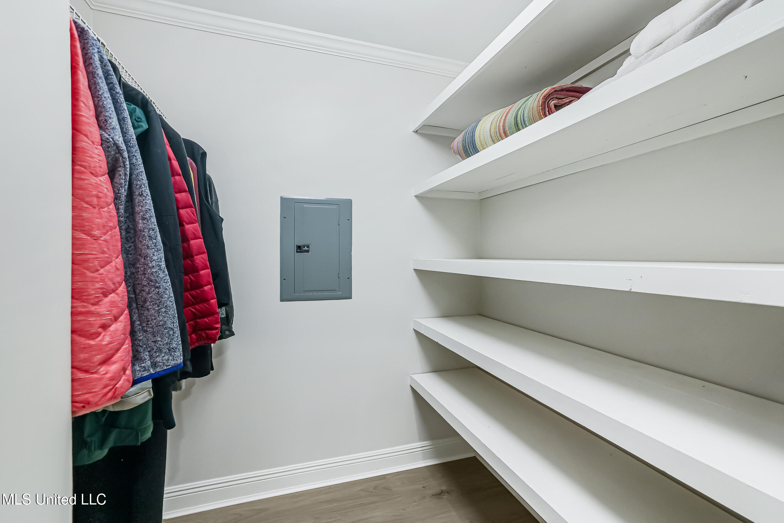 2604 Evergreen Lane Property Photo 29