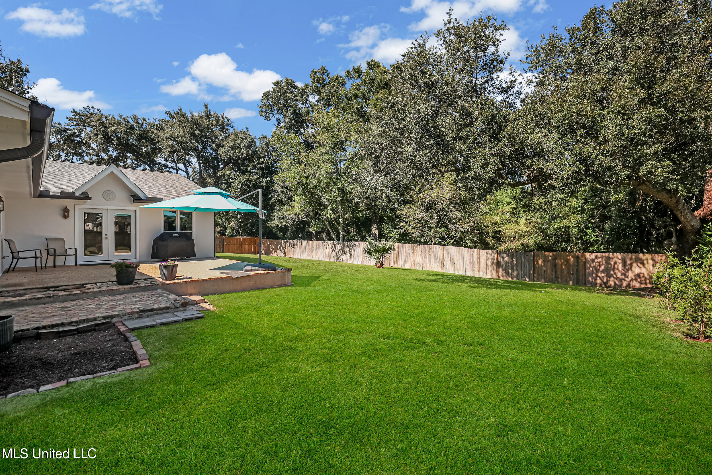 2604 Evergreen Lane Property Photo 37