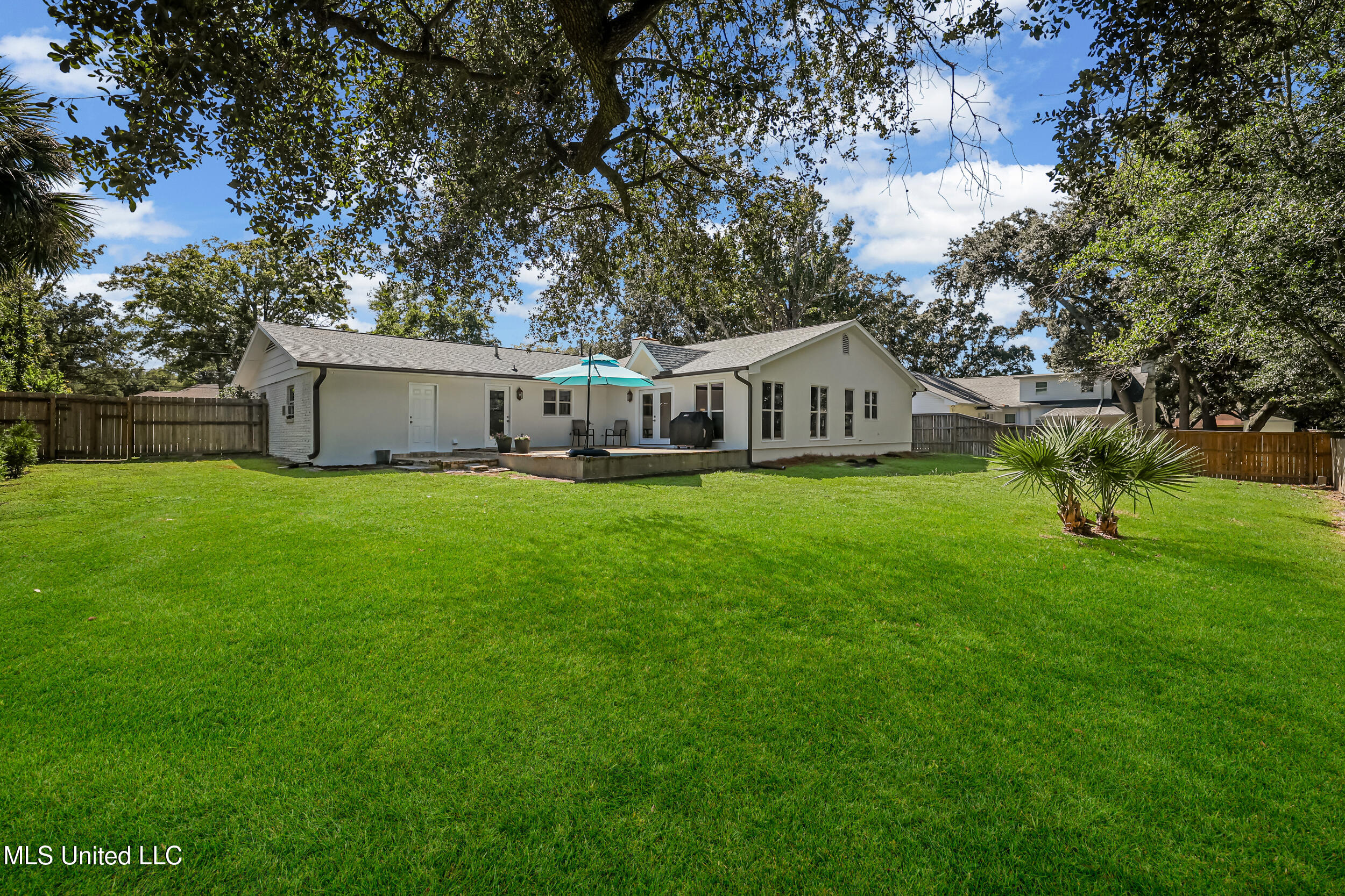 2604 Evergreen Lane Property Photo 38