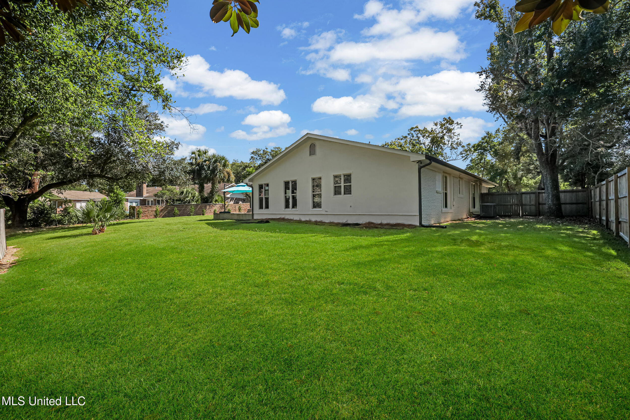 2604 Evergreen Lane Property Photo 39