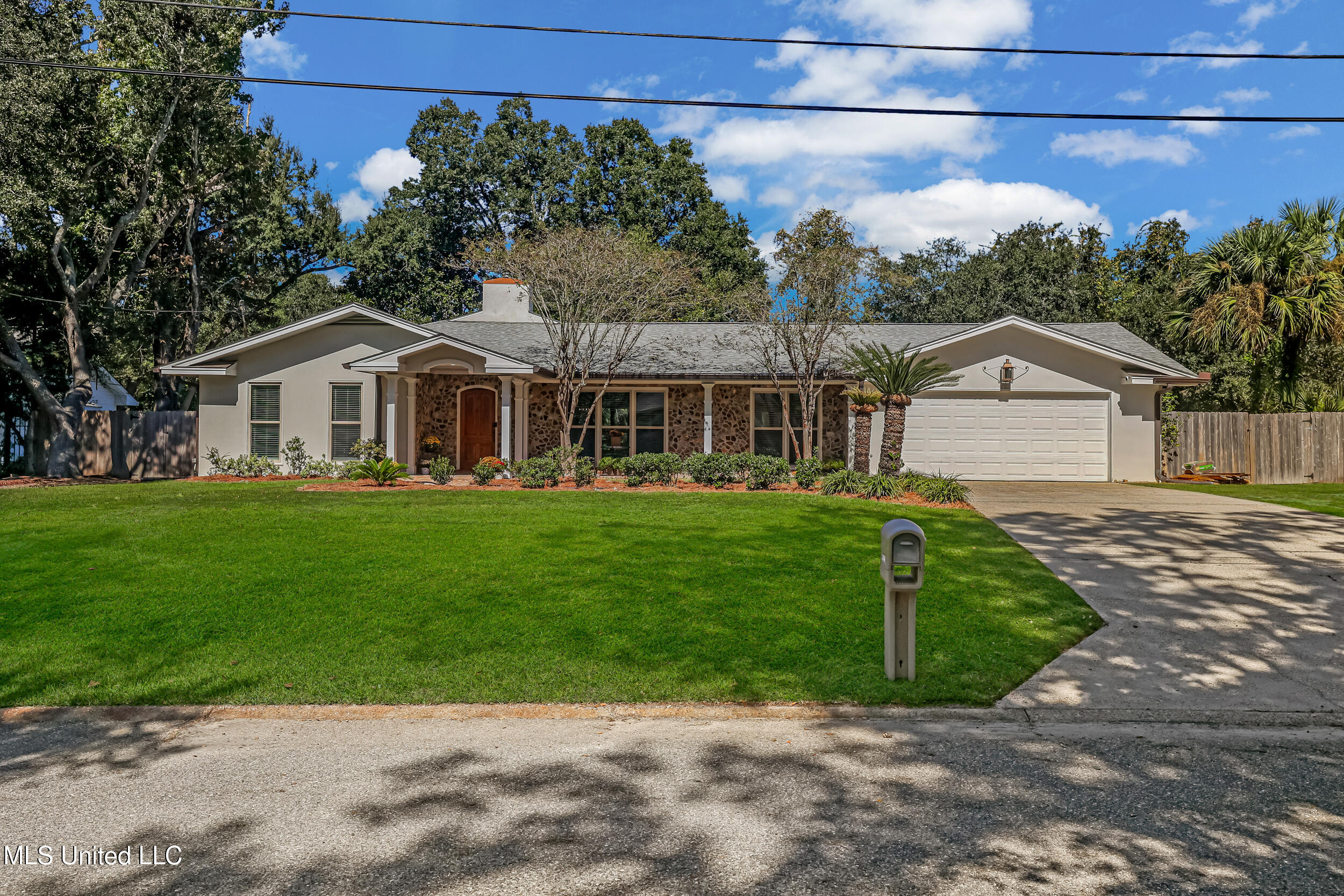 2604 Evergreen Lane Property Photo 43