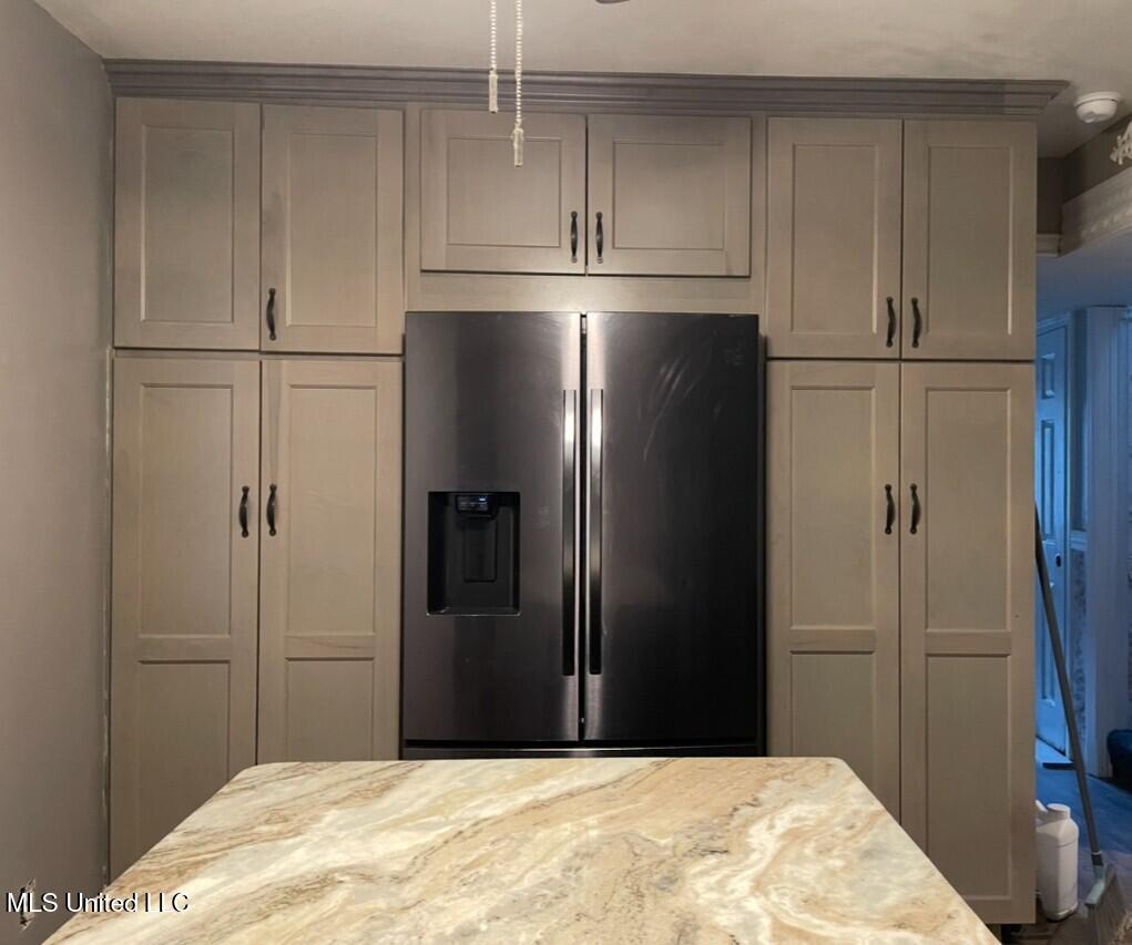 2302 Dogwood Street Property Photo 10