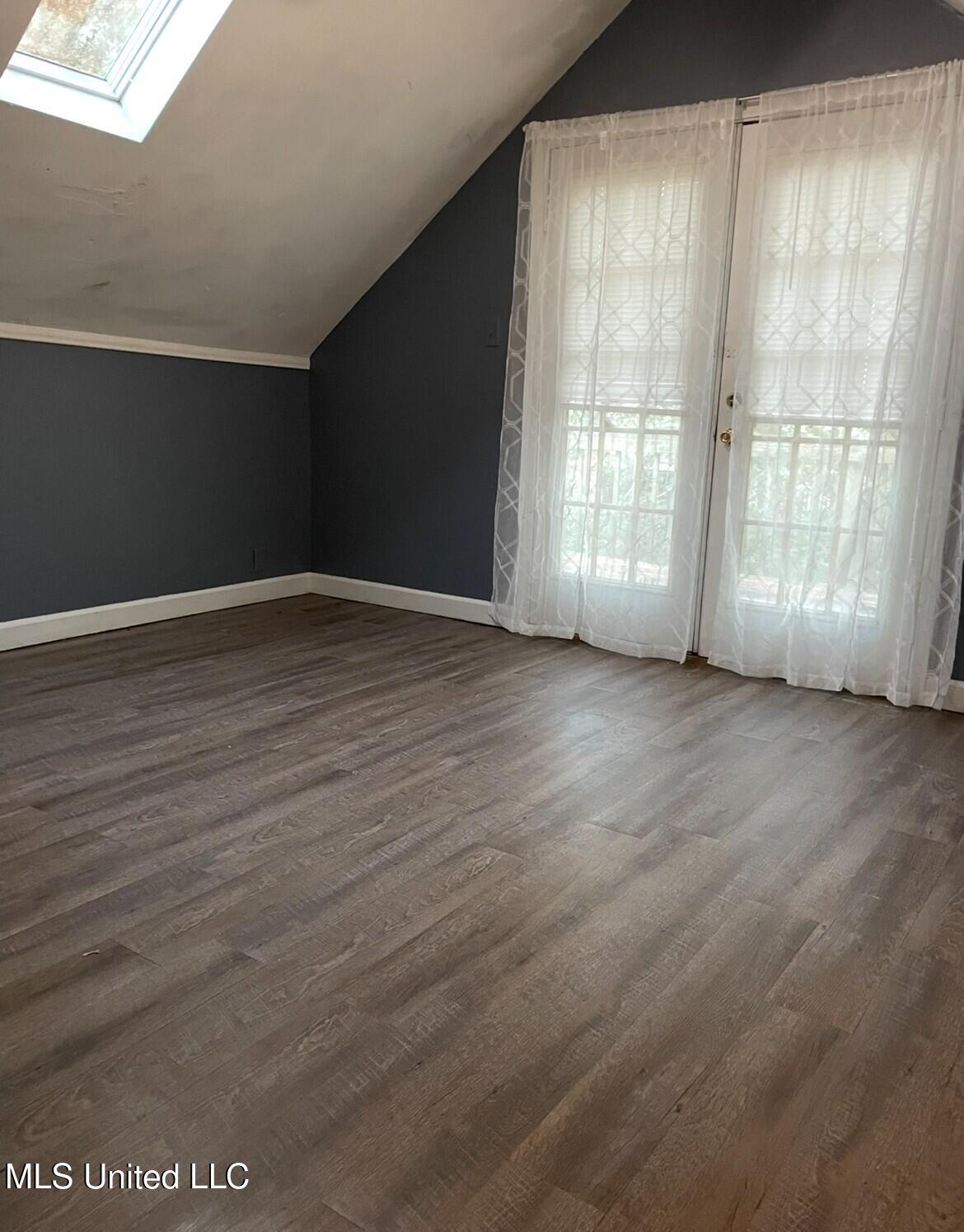 2302 Dogwood Street Property Photo 13