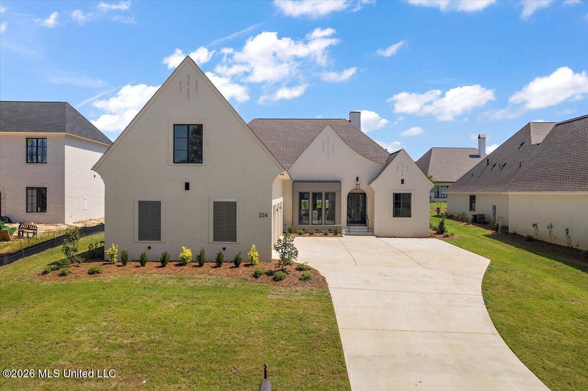 224 Welchshire Drive Property Photo 2