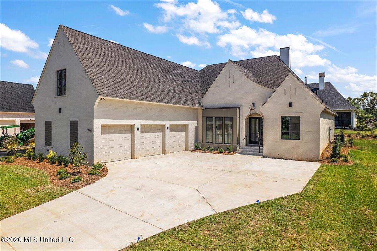224 Welchshire Drive Property Photo 4