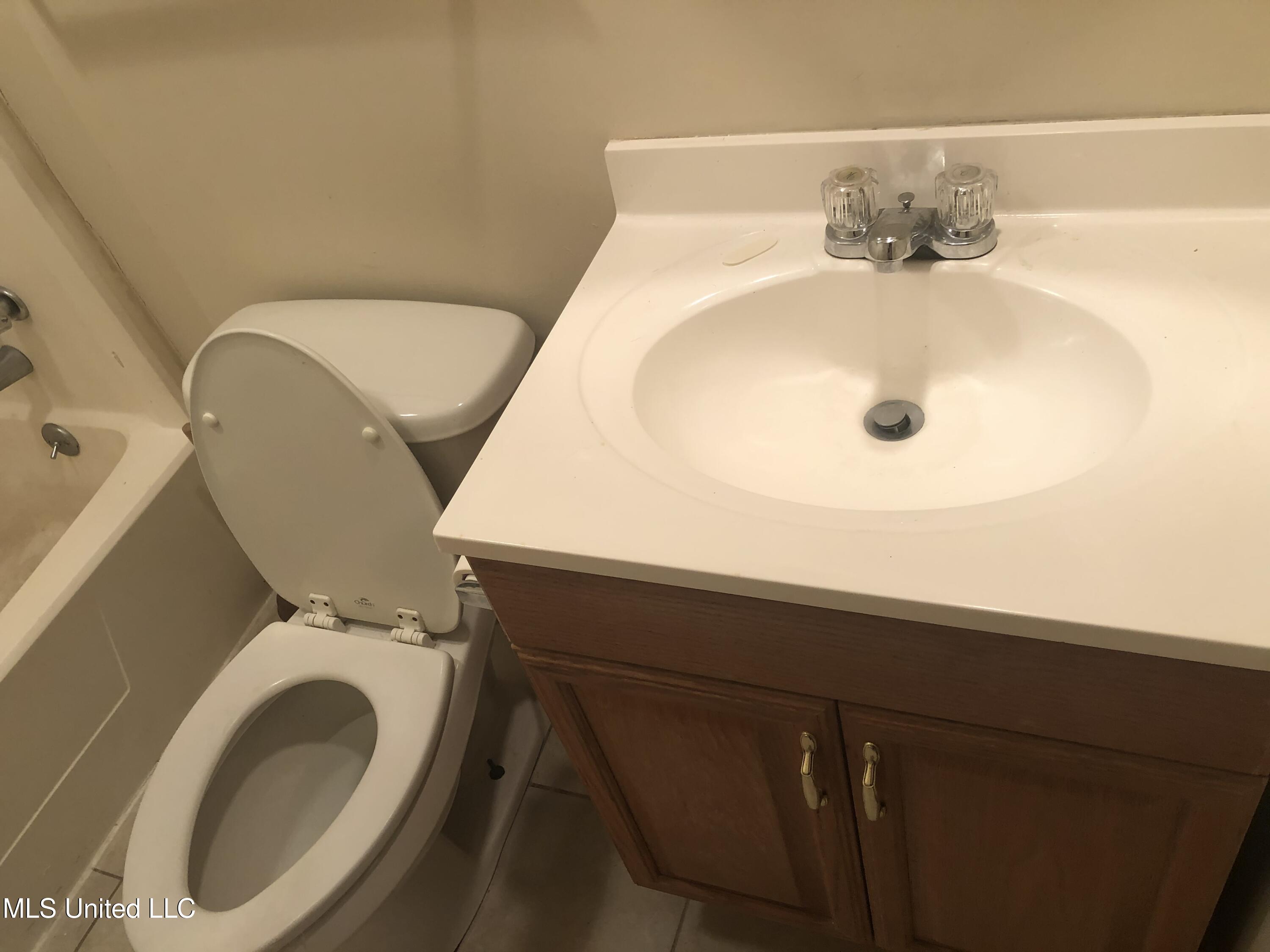 42 Northtown Road Property Photo 7