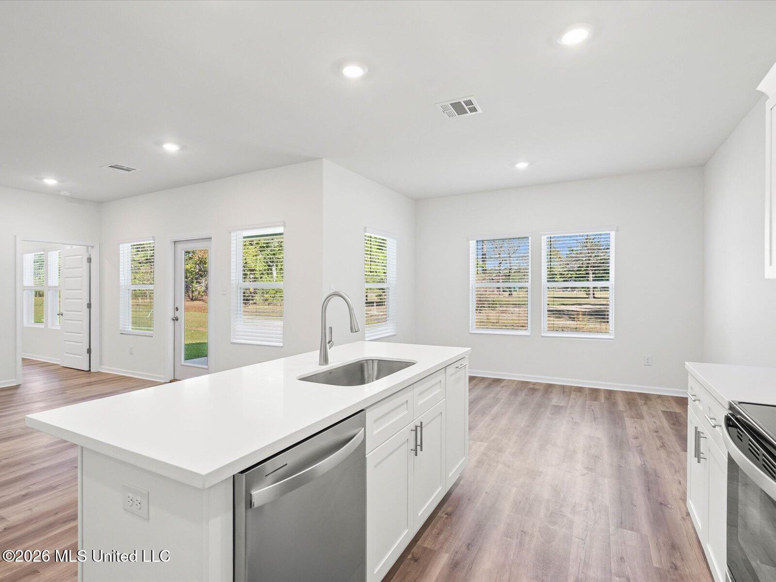 10590 Landon Meadows Drive Property Photo 2