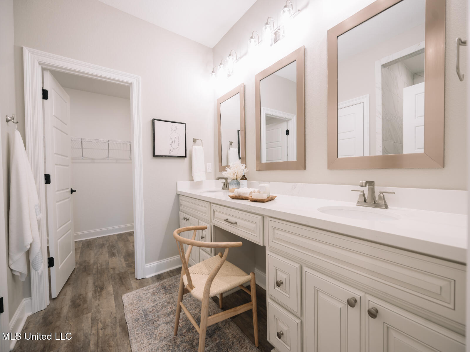 6301 Annie Cove Property Photo 17