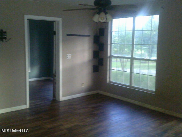 421 Highway 354 Property Photo 2