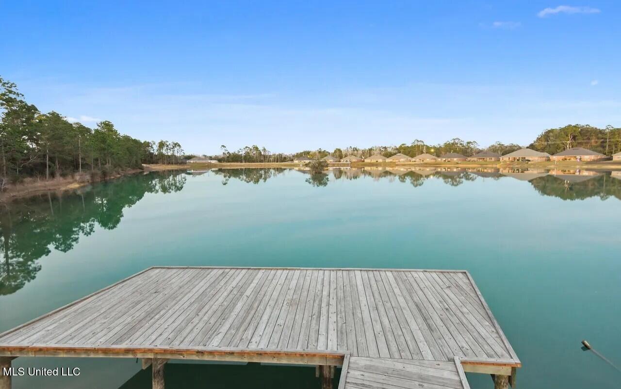 6269 Roxanne Way Property Photo 24