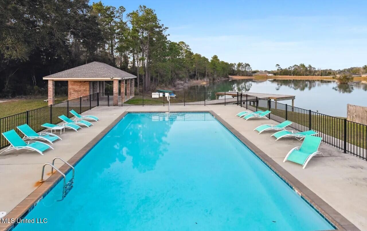 6269 Roxanne Way Property Photo 26