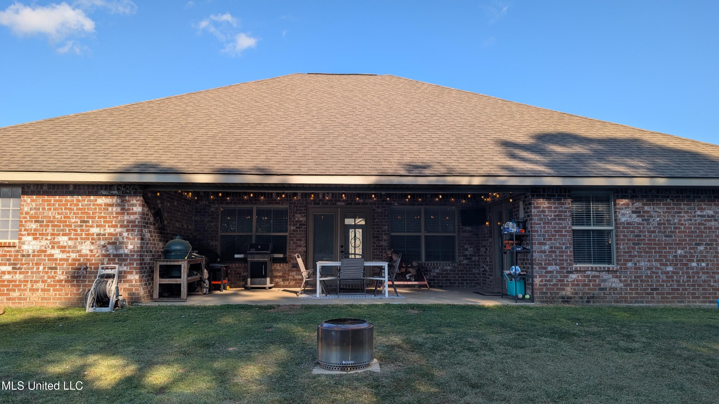 6269 Roxanne Way Property Photo 27