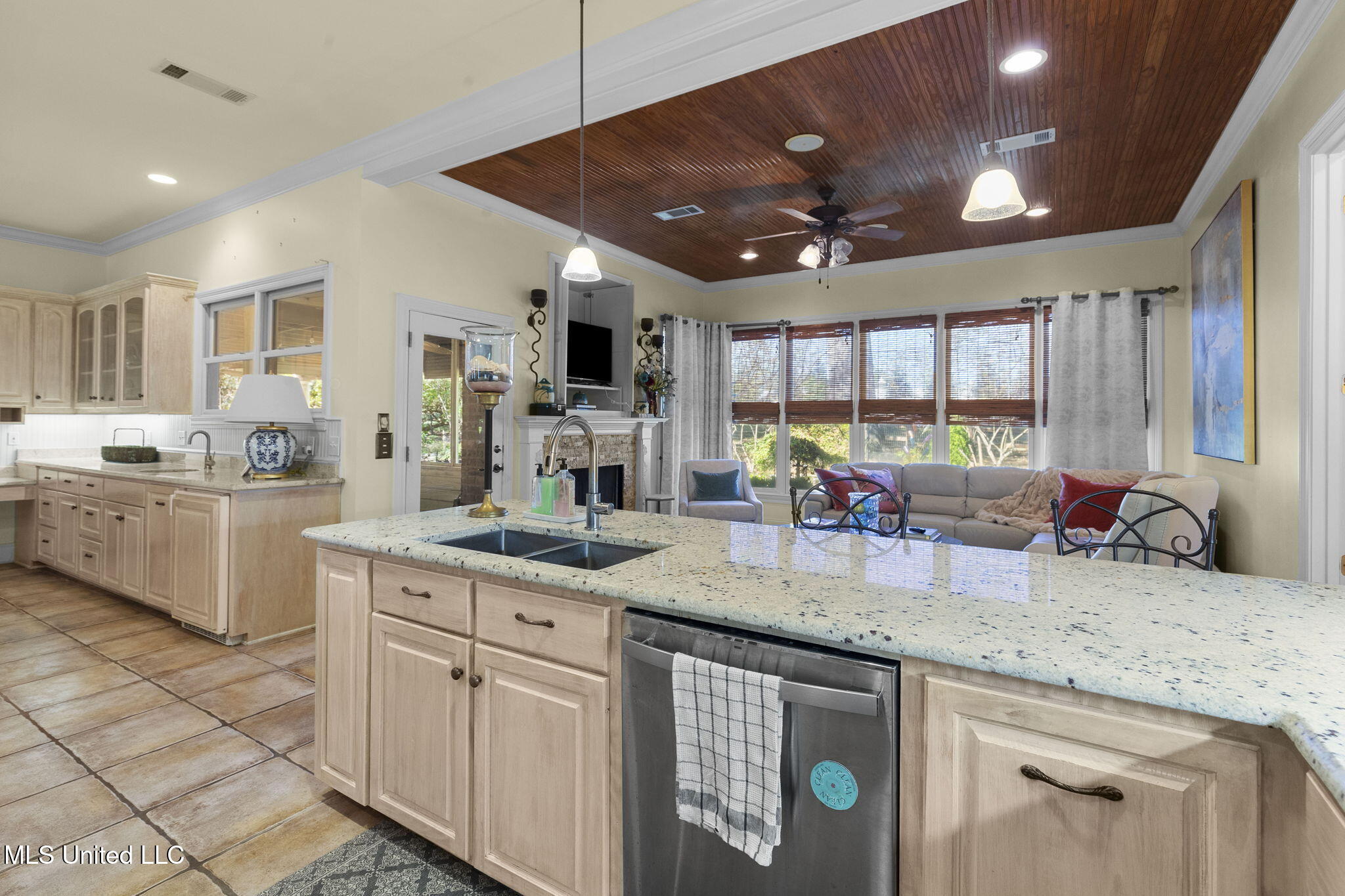 176 Northshore Boulevard Property Photo 20