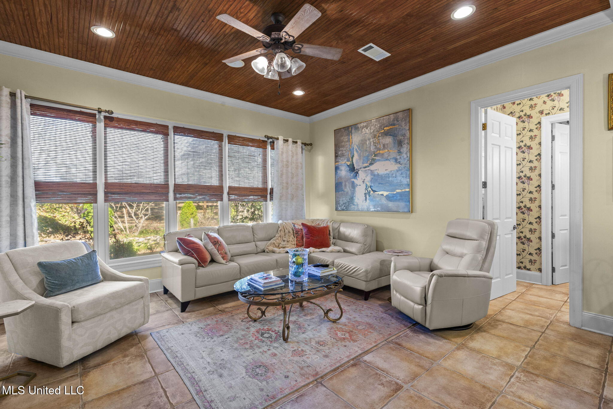 176 Northshore Boulevard Property Photo 22