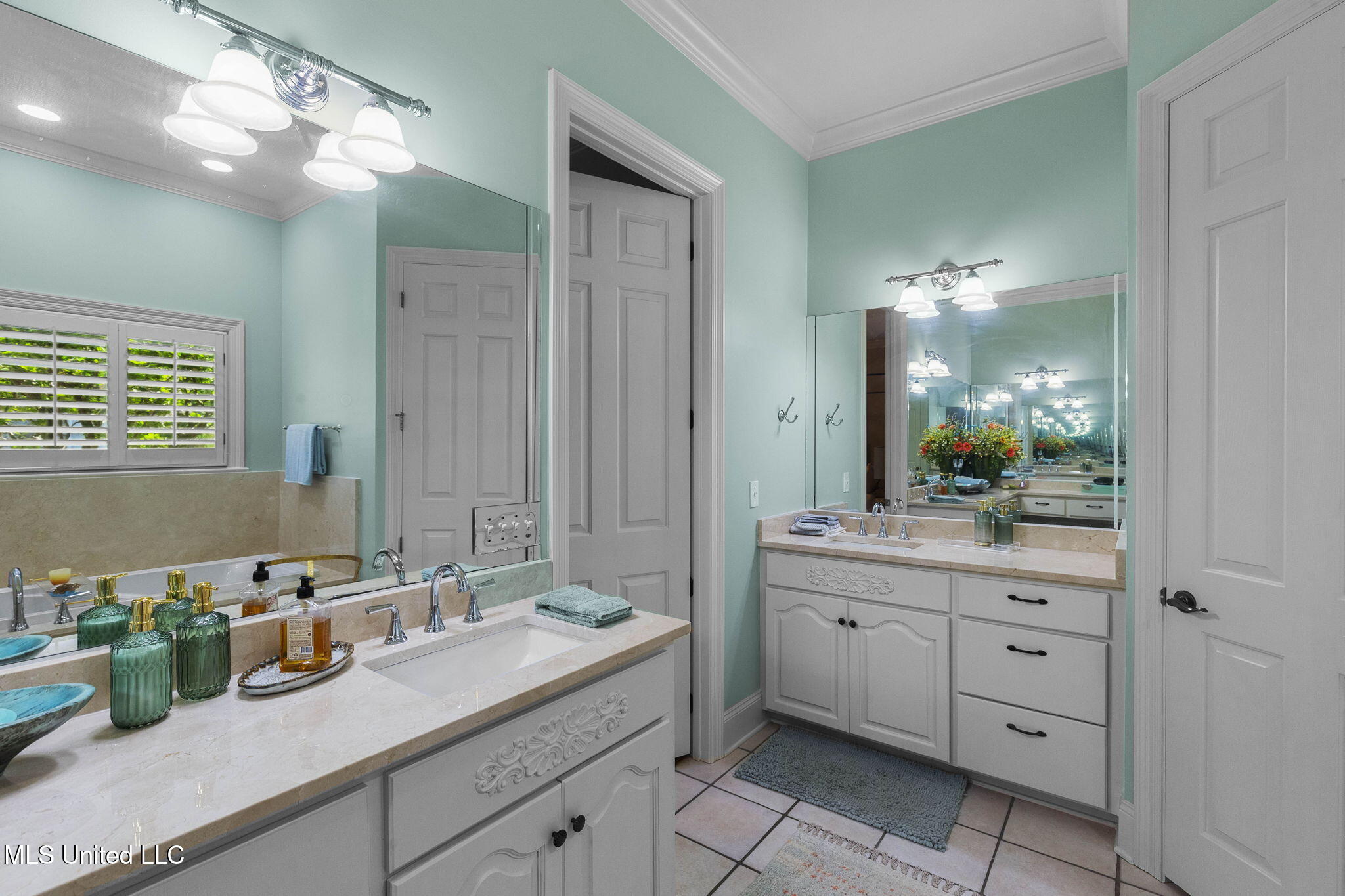 176 Northshore Boulevard Property Photo 39