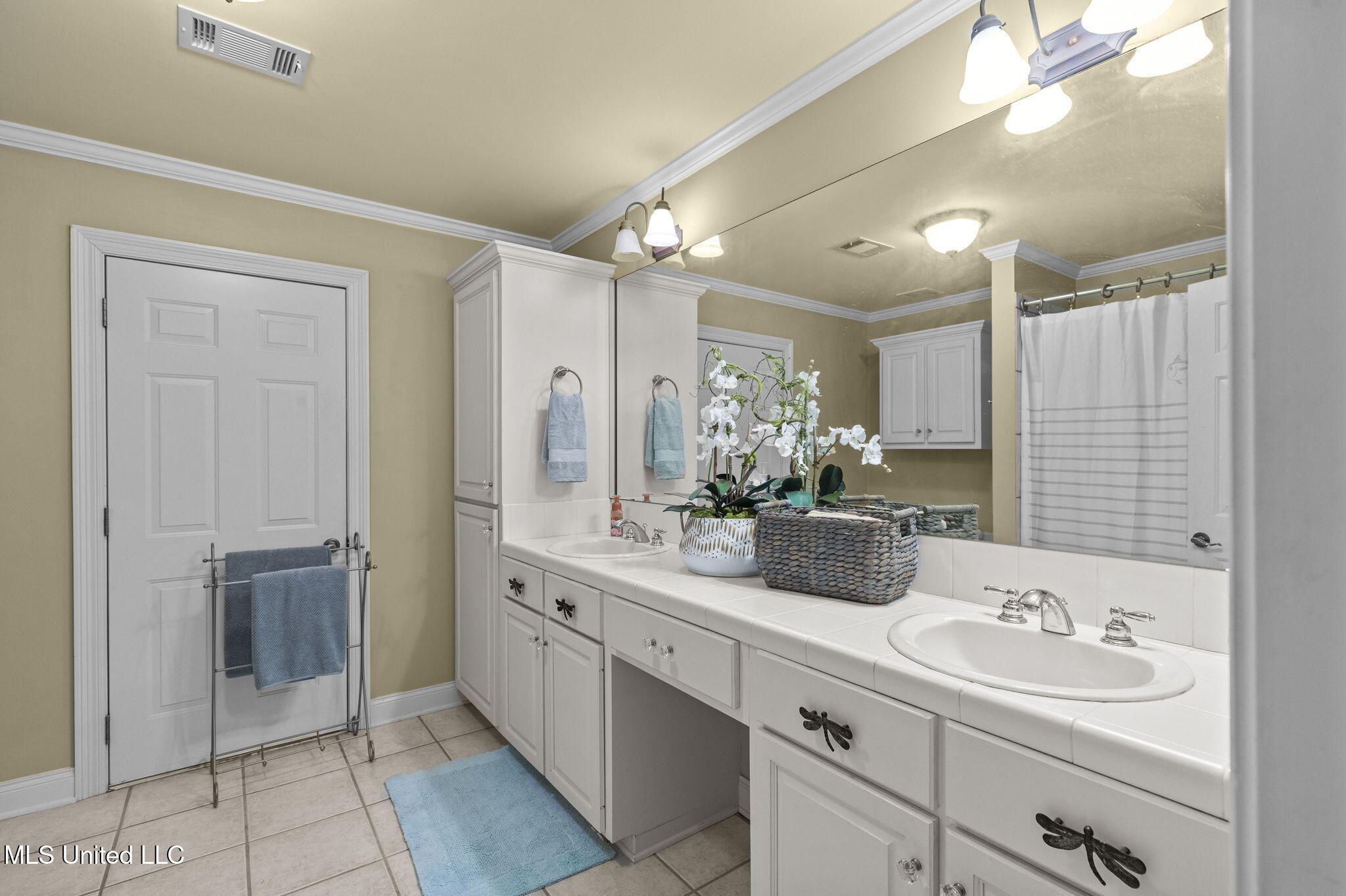 176 Northshore Boulevard Property Photo 59